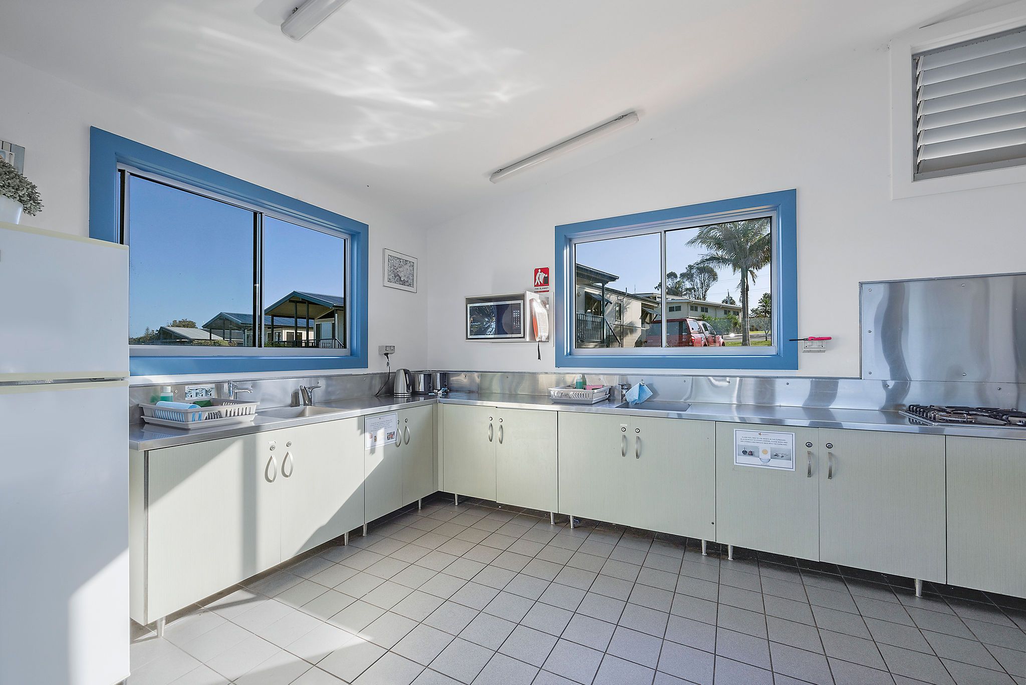 Reflections Bonny Hills - camp kitchen interior