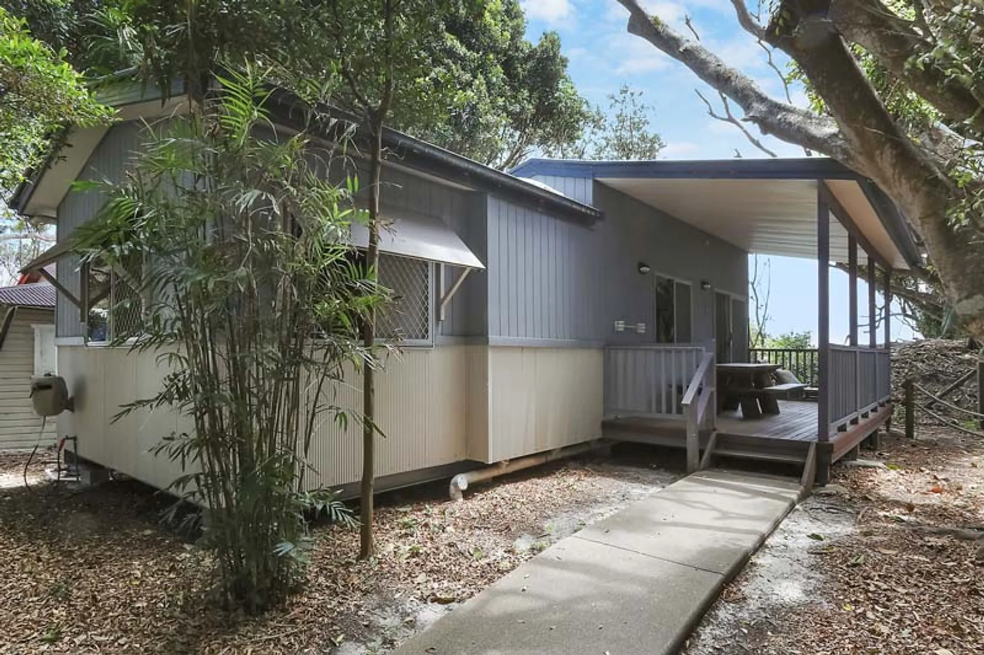 Byte Cabin Byron Bay Standard Cabin - 5 Guests | Reflections Holidays