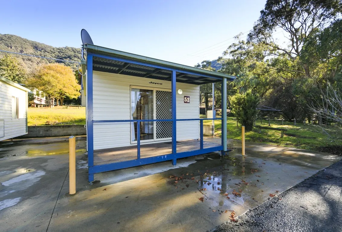 Burrinjuck Water - Economy Cabin - Sleeps 5 - Ensu