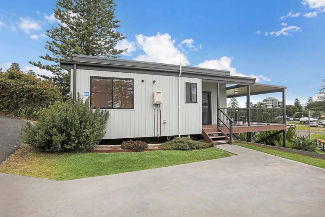 Deluxe Cabin | Forster Beach Holiday Park | Reflections Holiday Park