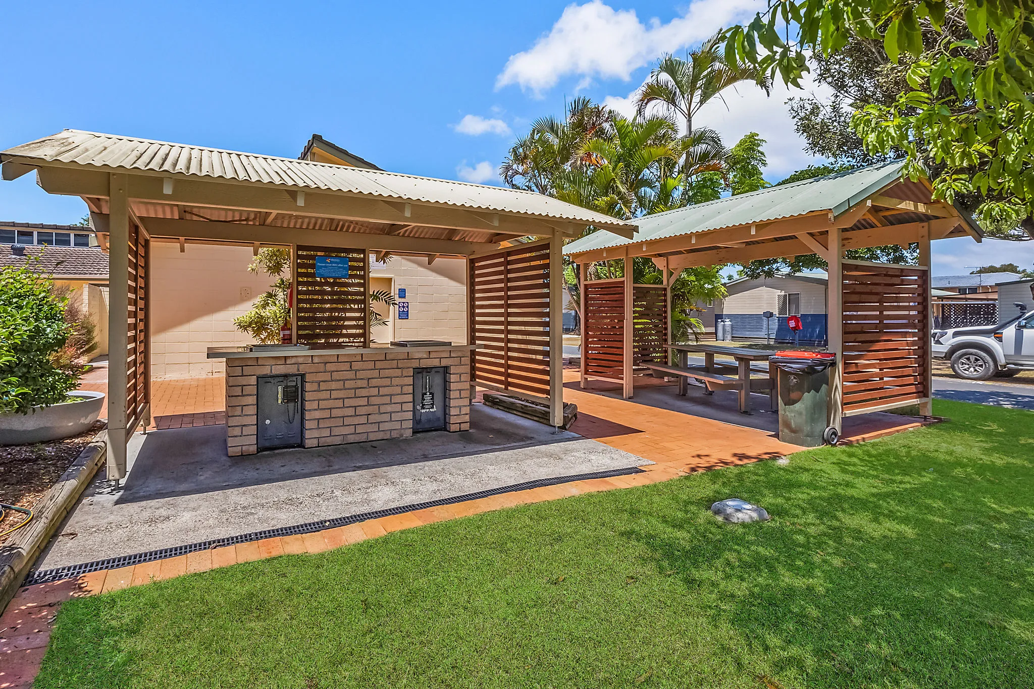 Tuncurry caravan park undercover BBQ area 