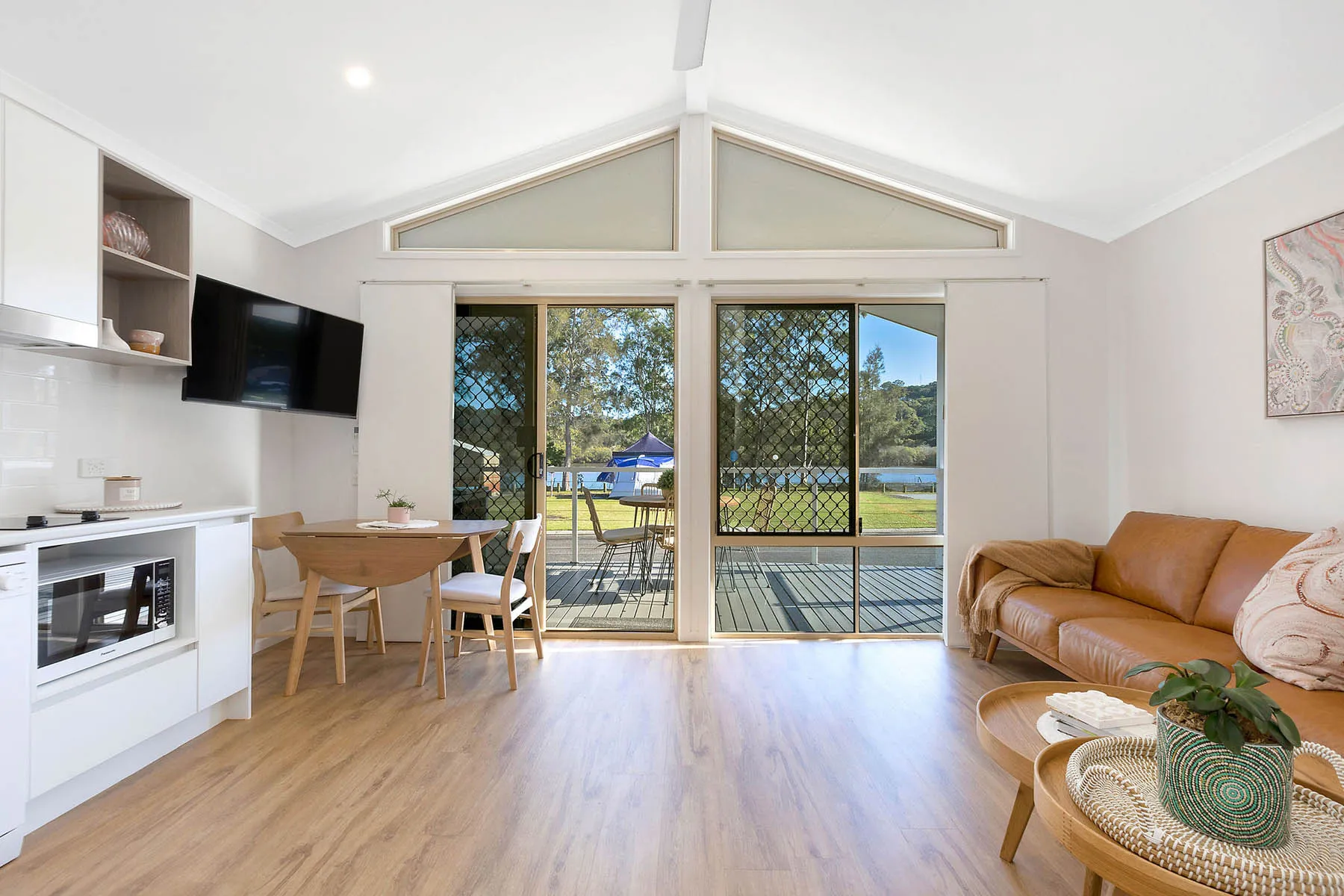 Ferry Reserve - Premium Cabin - Sleeps 5 - Dog Fri