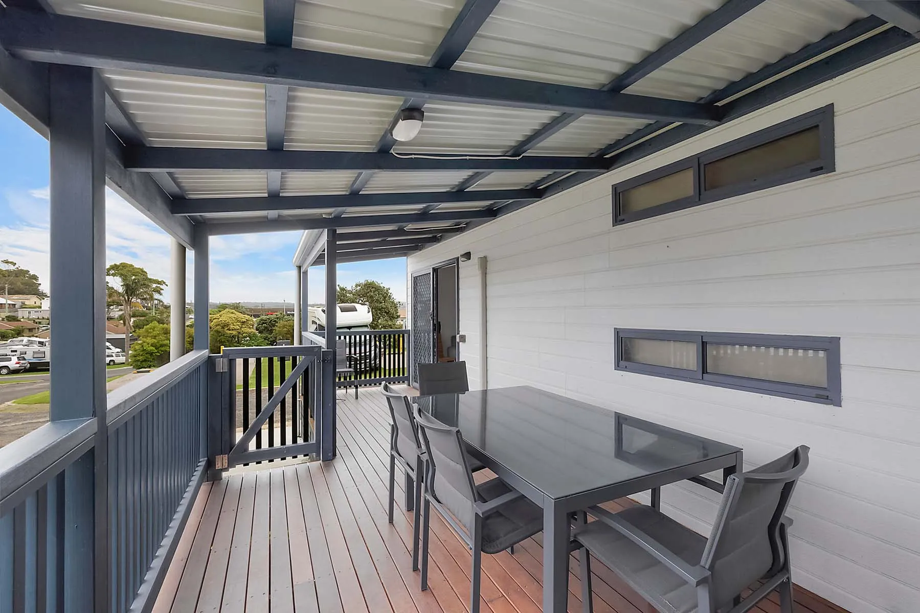 Bermagui Standard Cabin - Sleeps 6 - Deck 2 - Dog