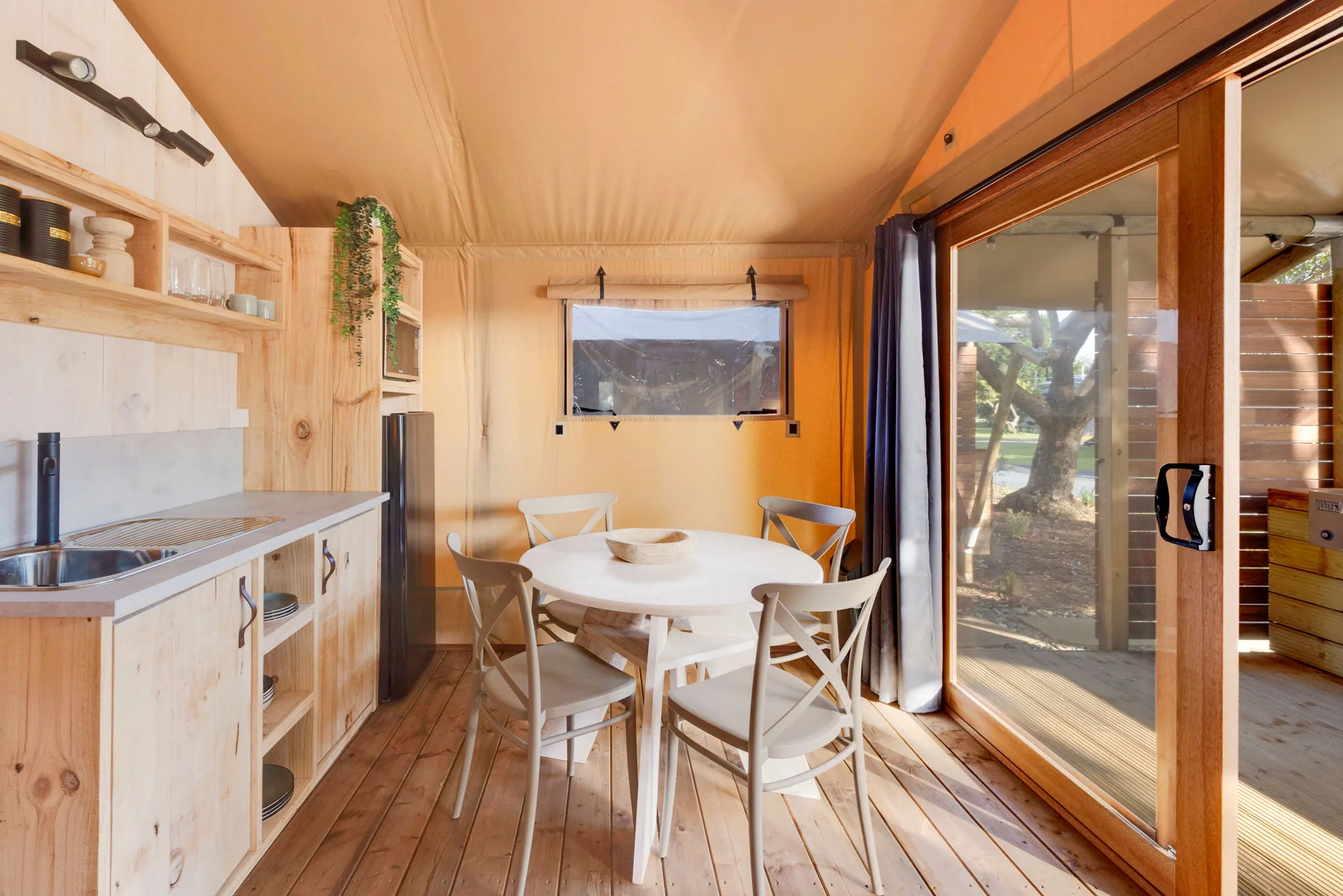 Bonny hills safari tent