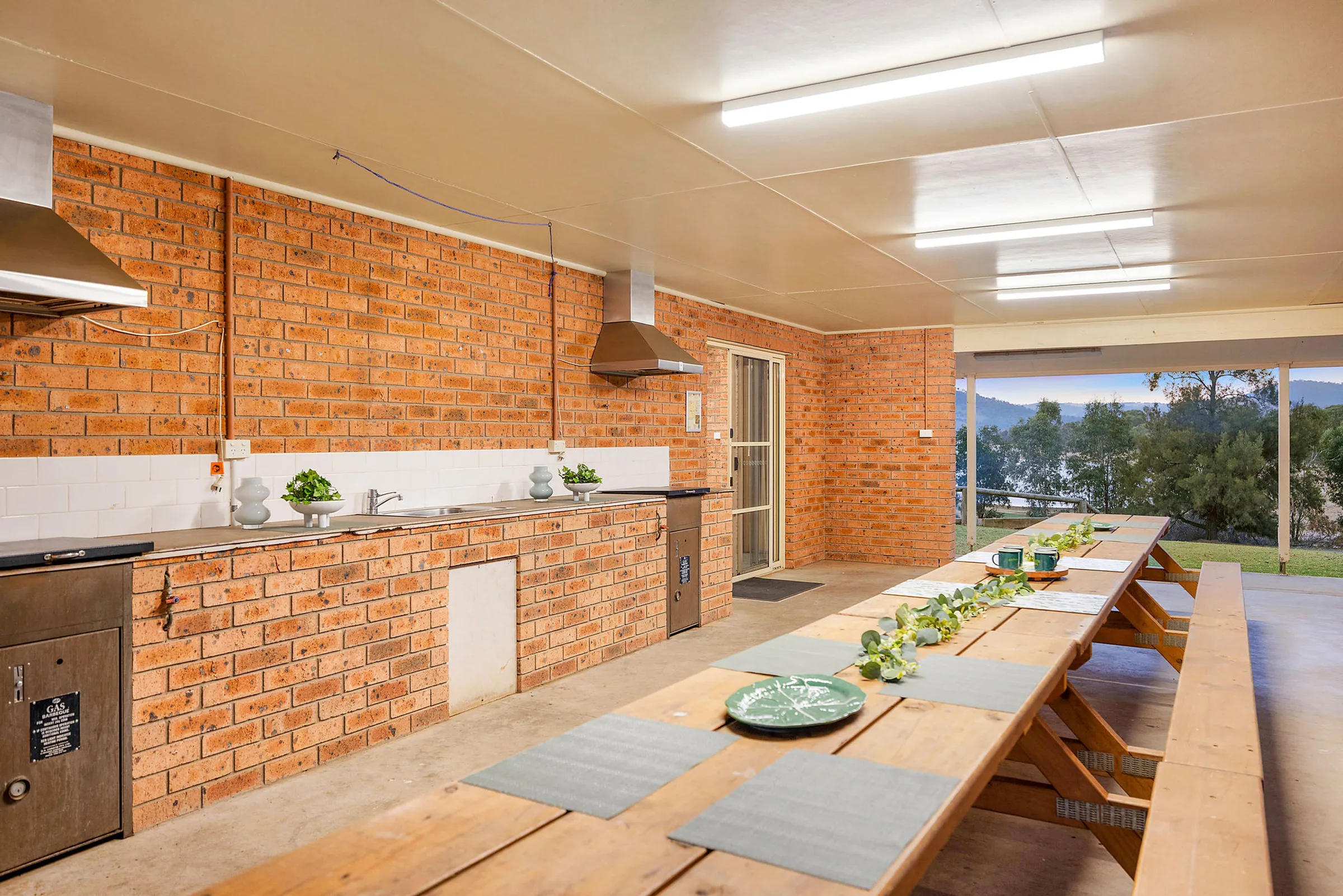 Grabine Function Centre - outdoor area