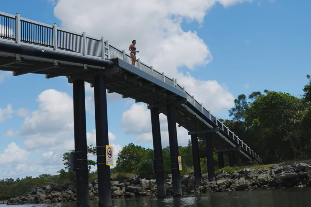 Bridge jumping modern van