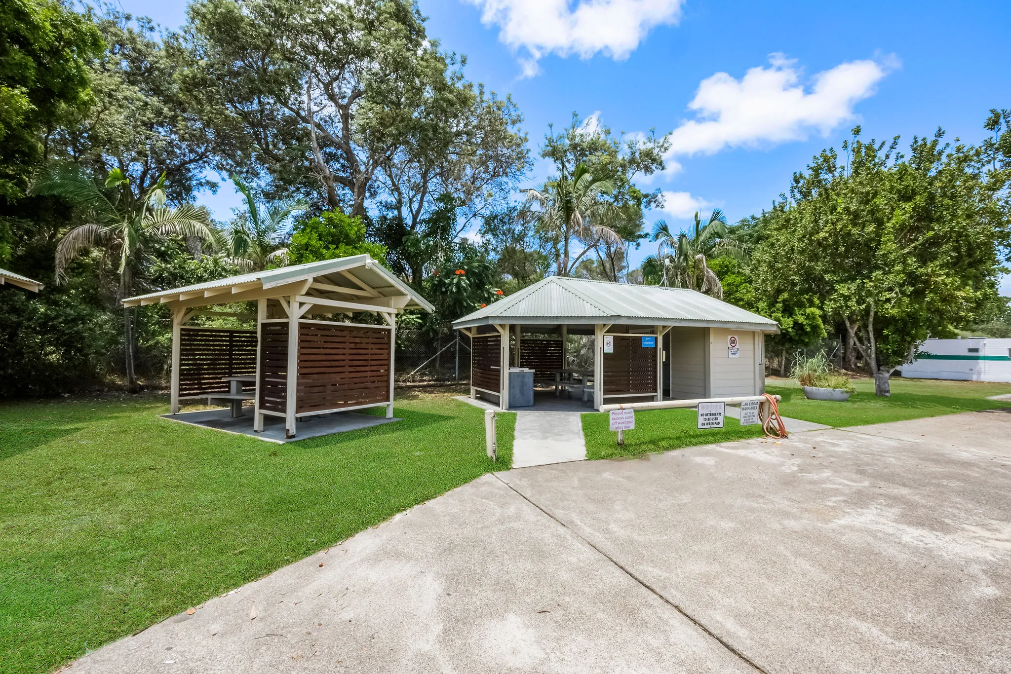 Tuncurry caravan park undercover BBQ area 2