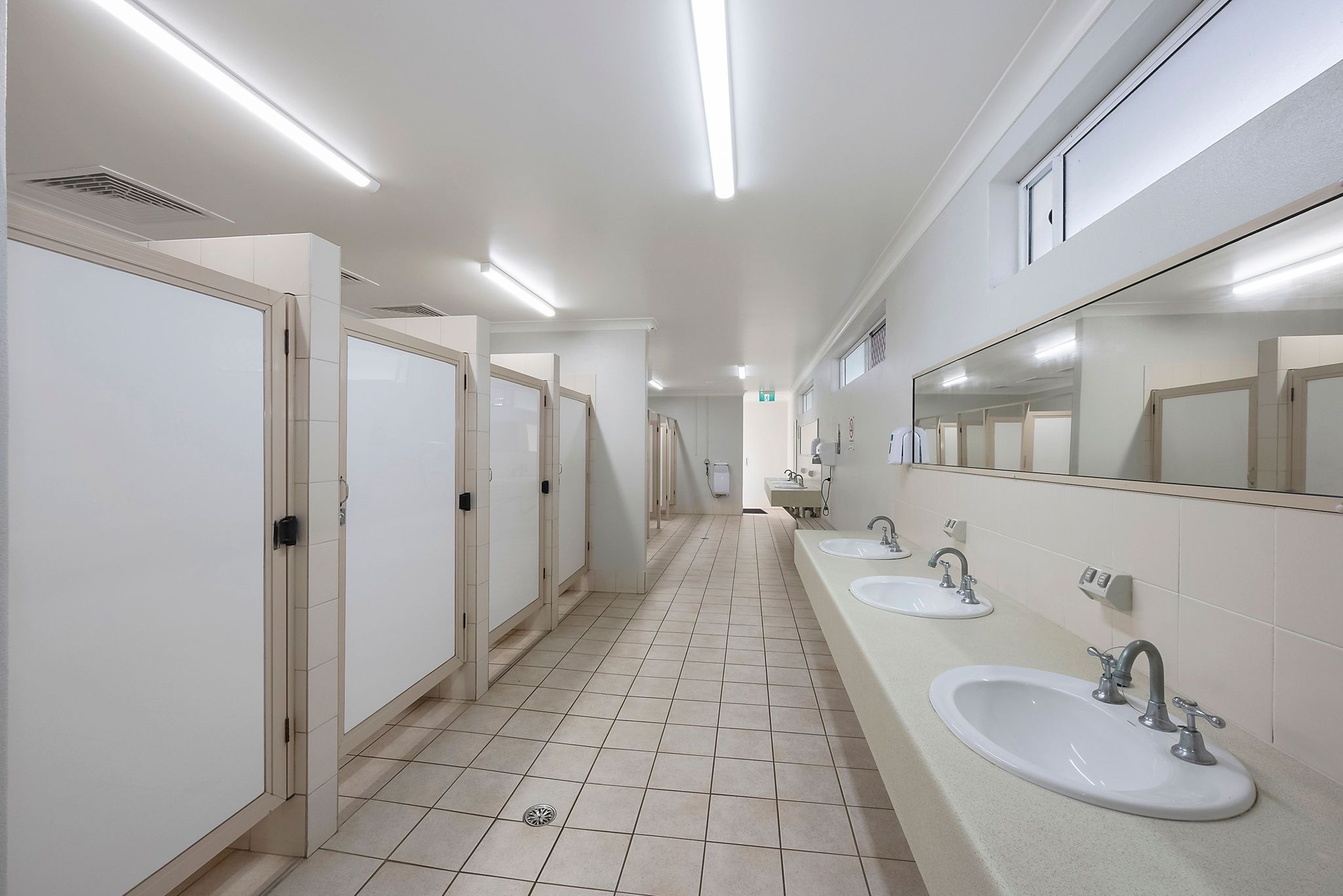 Reflections Ballina - amenity block