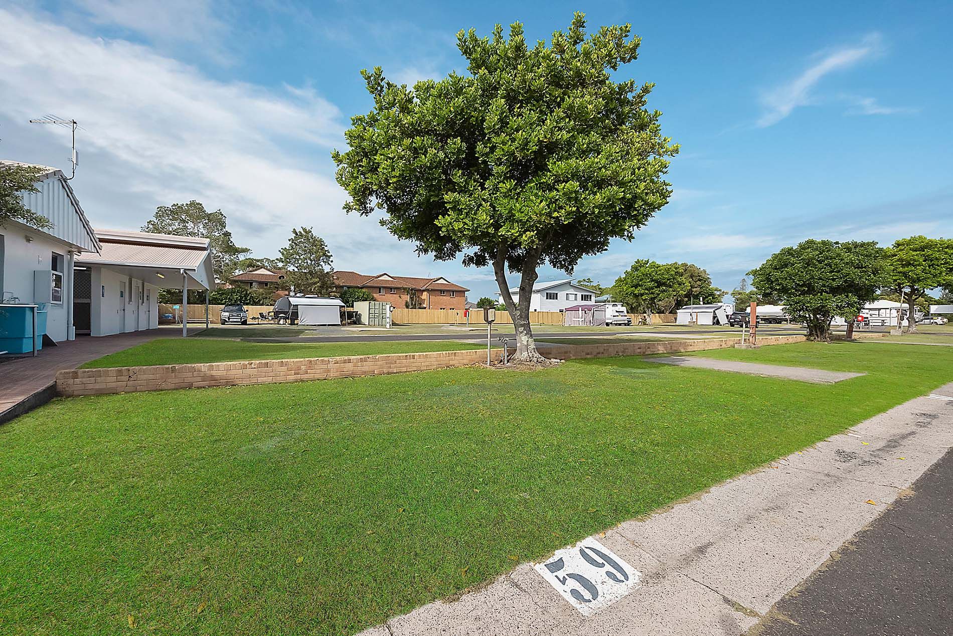 Reflections Ballina - Standards, unpowered, grass 
