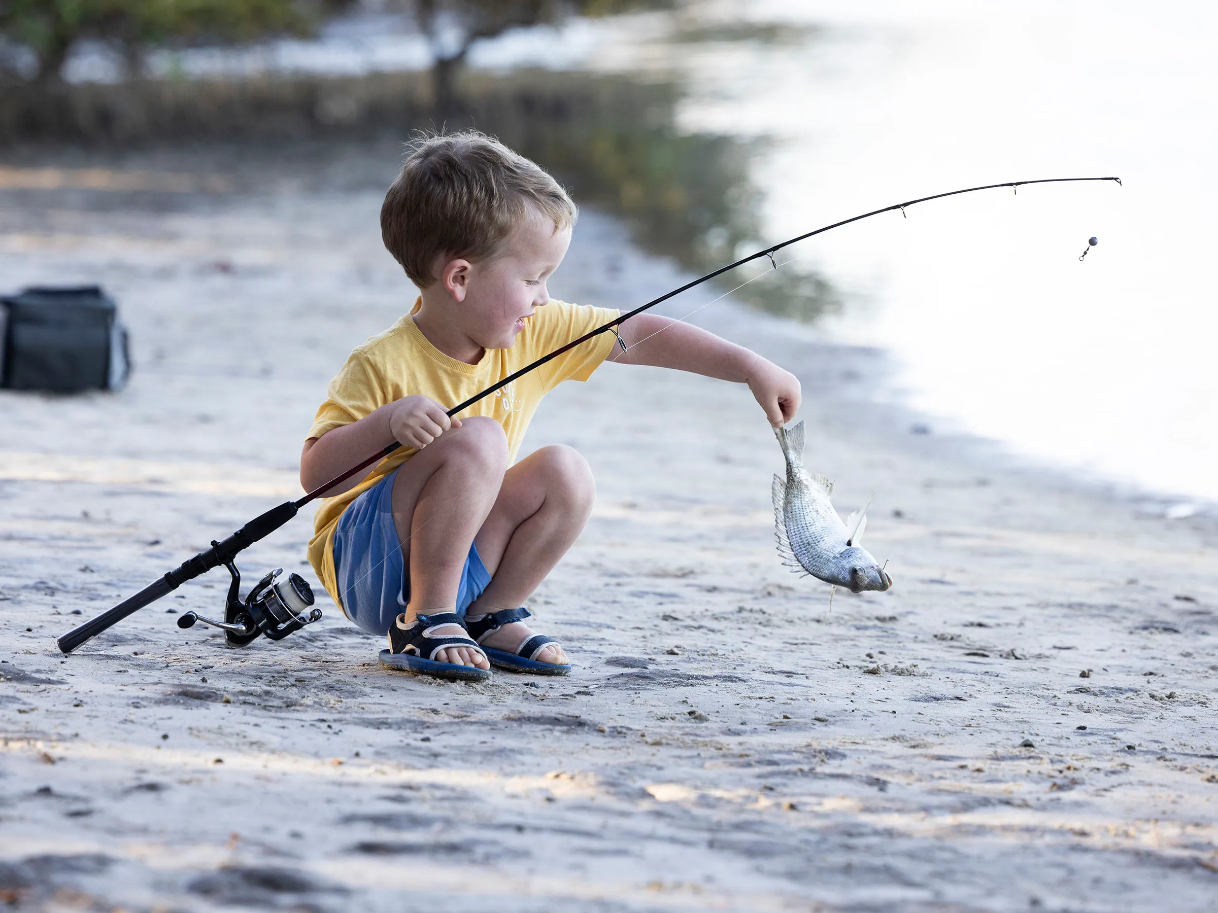 Reflections Red Rock holiday and caravan park child fishing