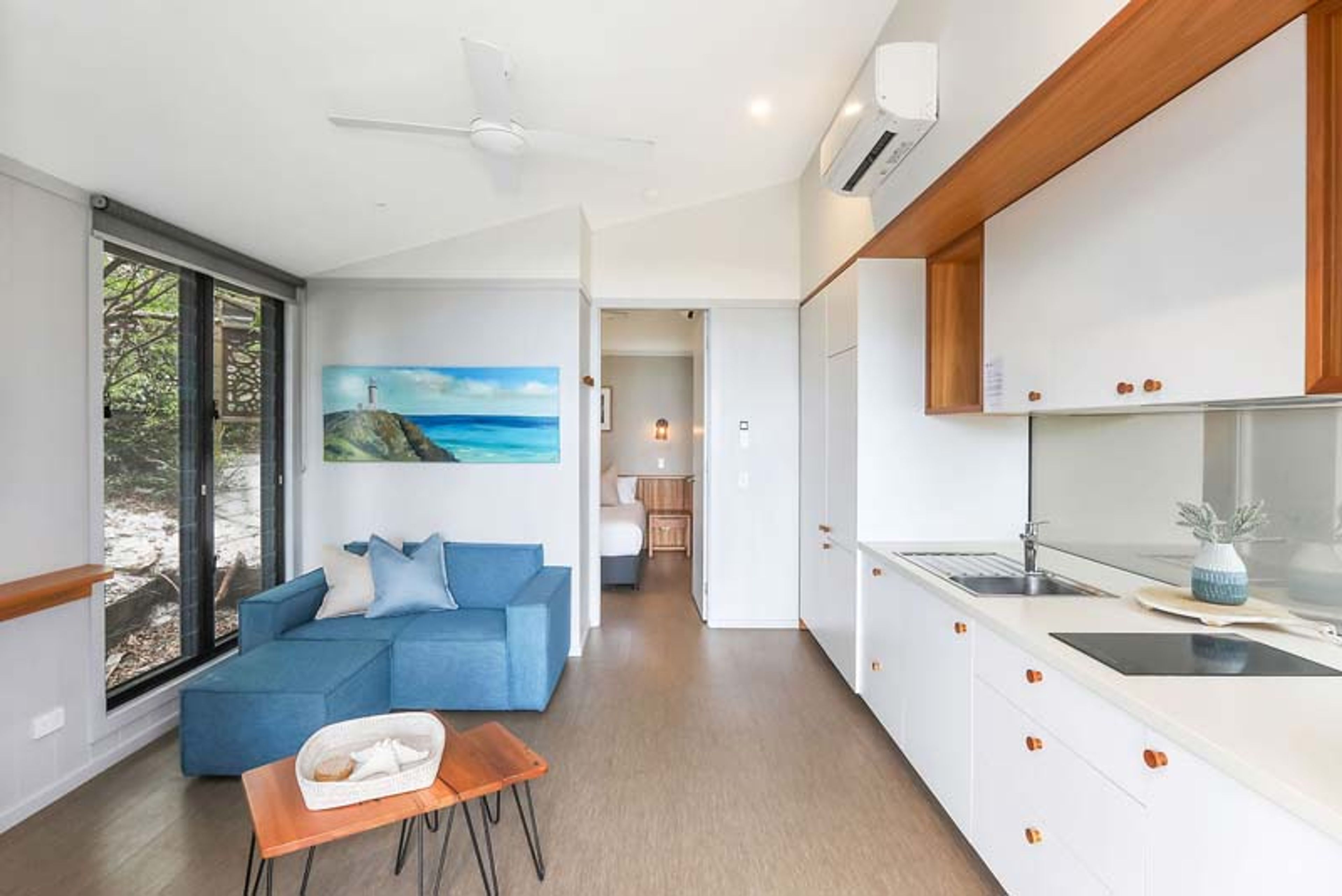 Byron Bay Premium Villa - sleeps 2 - livingroom