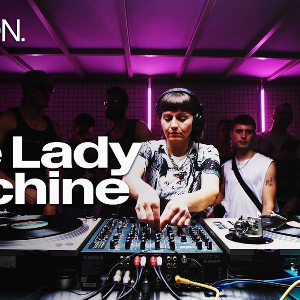 The Lady Machine | Techno vinyl DJ Set | SECTION. | August 2025