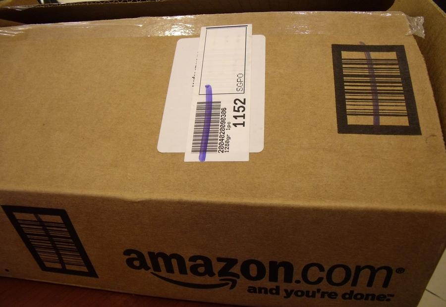 Amazon delivery package for Great Indian Festival festive shopping