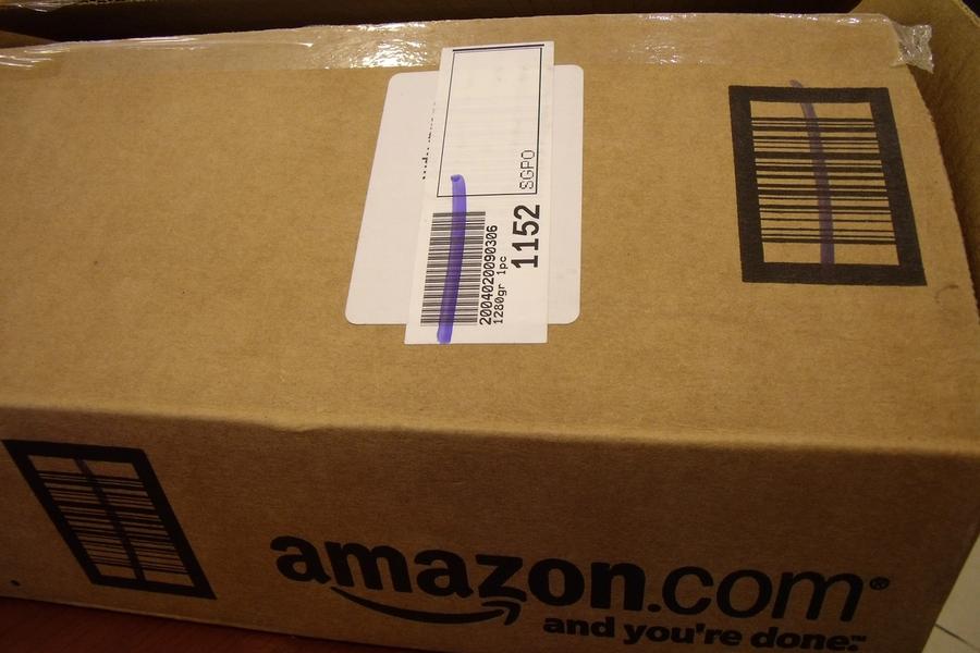 Amazon delivery package for Great Indian Festival festive shopping