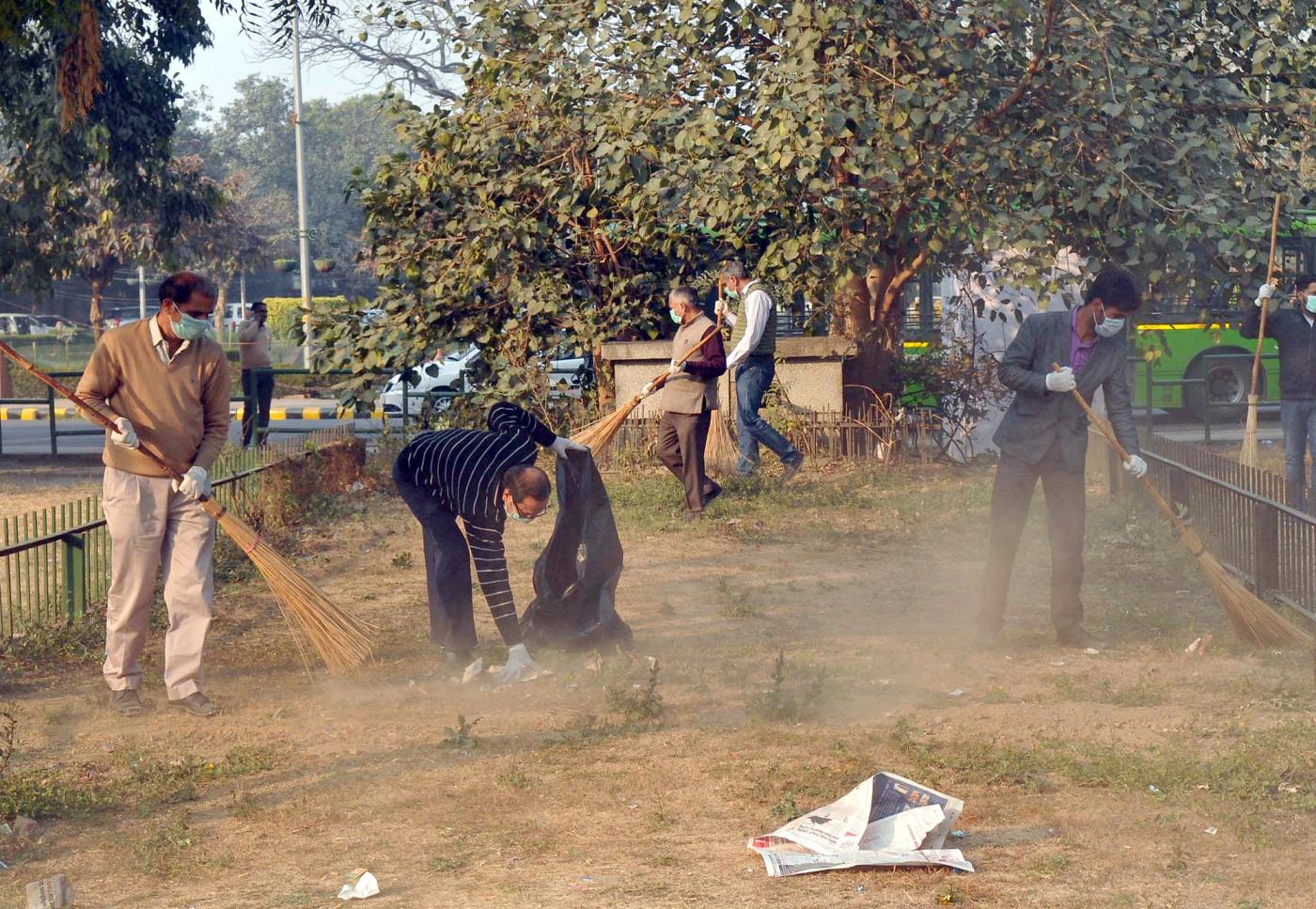 The officials of the Ministry of Finance participating in Swachhta Pakhwada, at North Block, New Delhi on January 19, 2018.