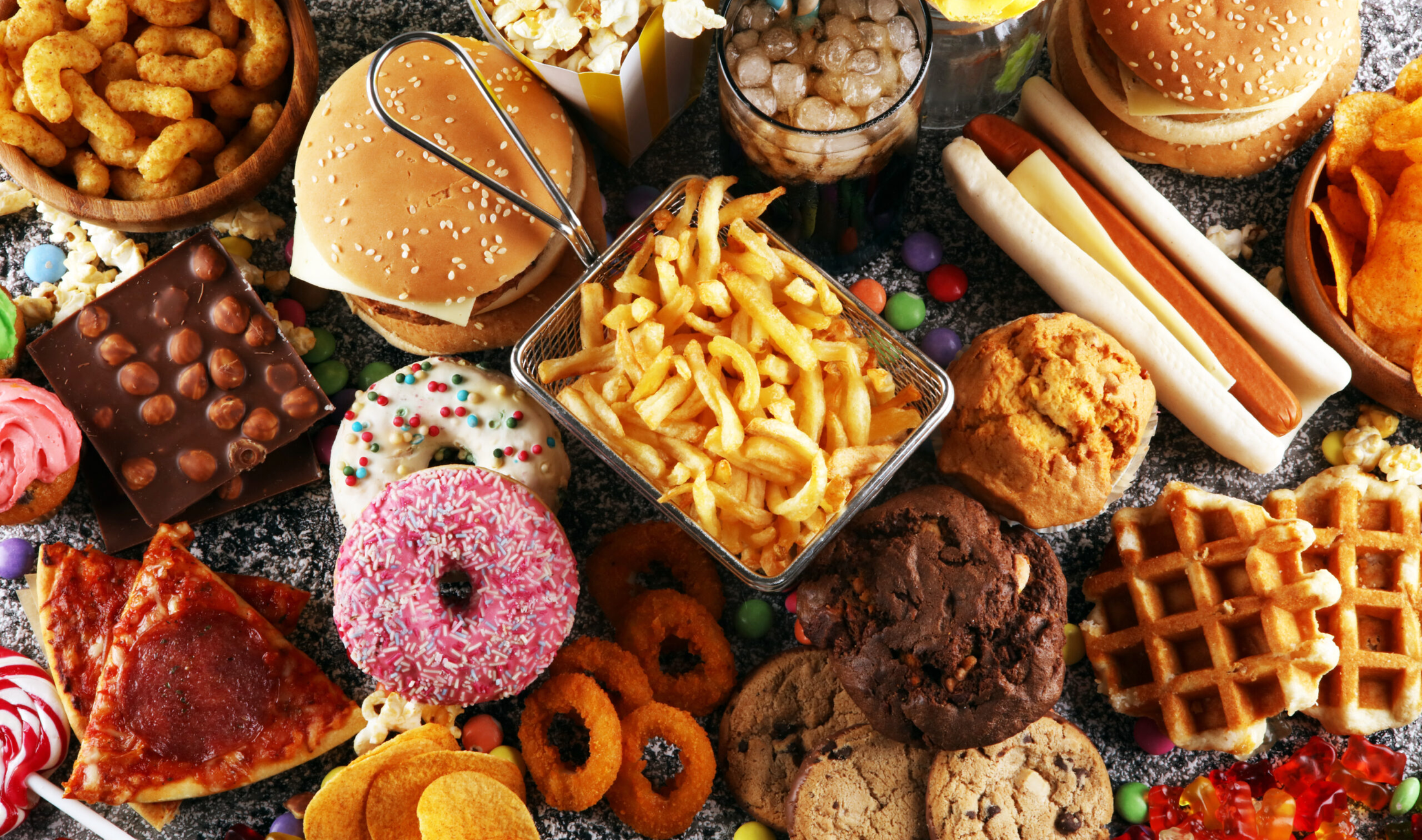 FSSAI Proposes Red Warning Labels for High Sugar, Salt and Fat Foods in India