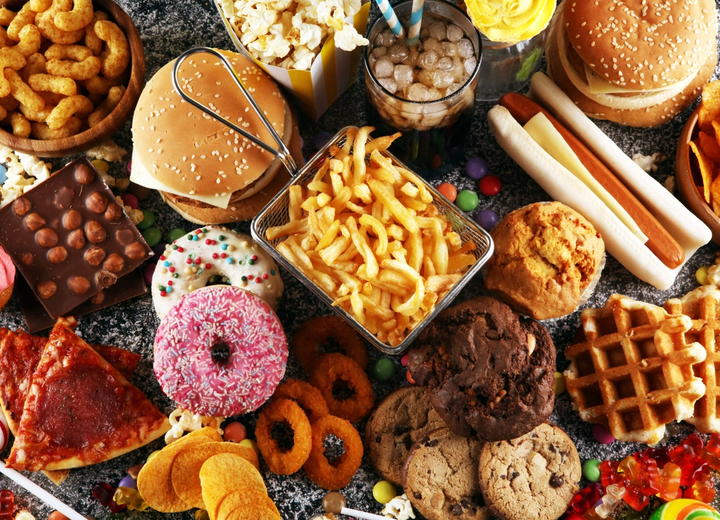 FSSAI Proposes Red Warning Labels for High Sugar, Salt and Fat Foods in India