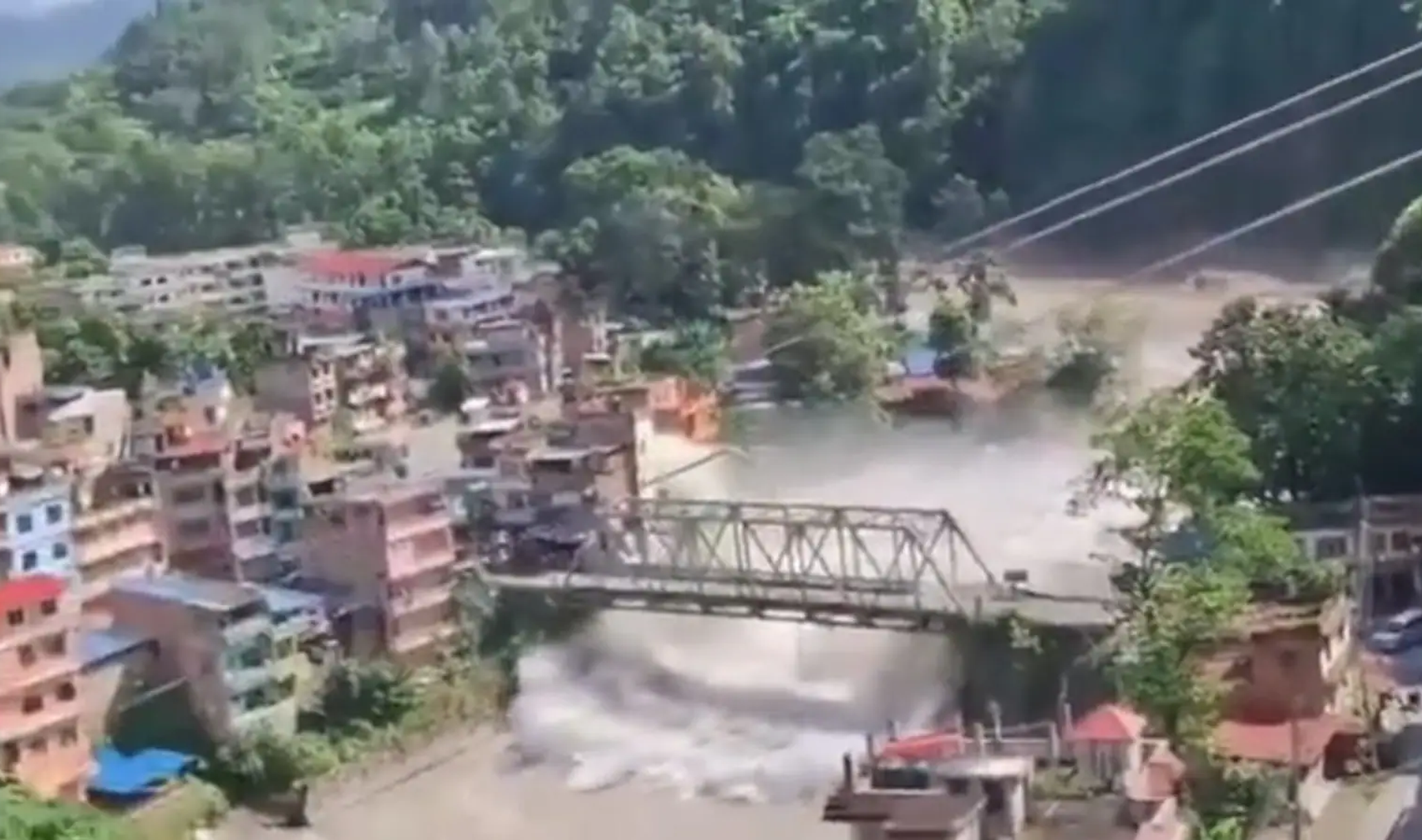 Nepal Floods: 626 Dead, Nearly 3,000 Missing as Bad Weather Hinders Rescue Efforts