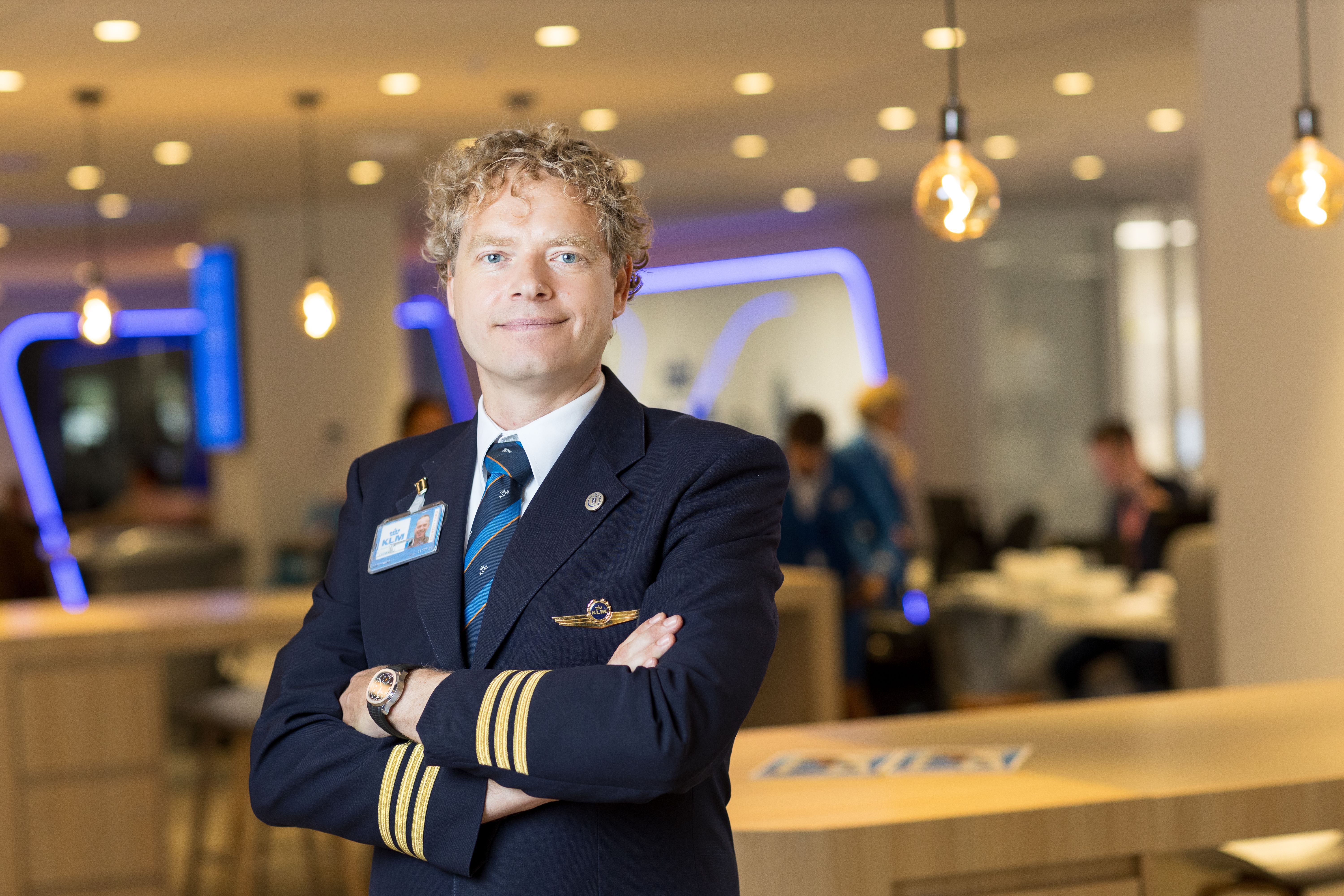 KLM pilot posing in the BMC