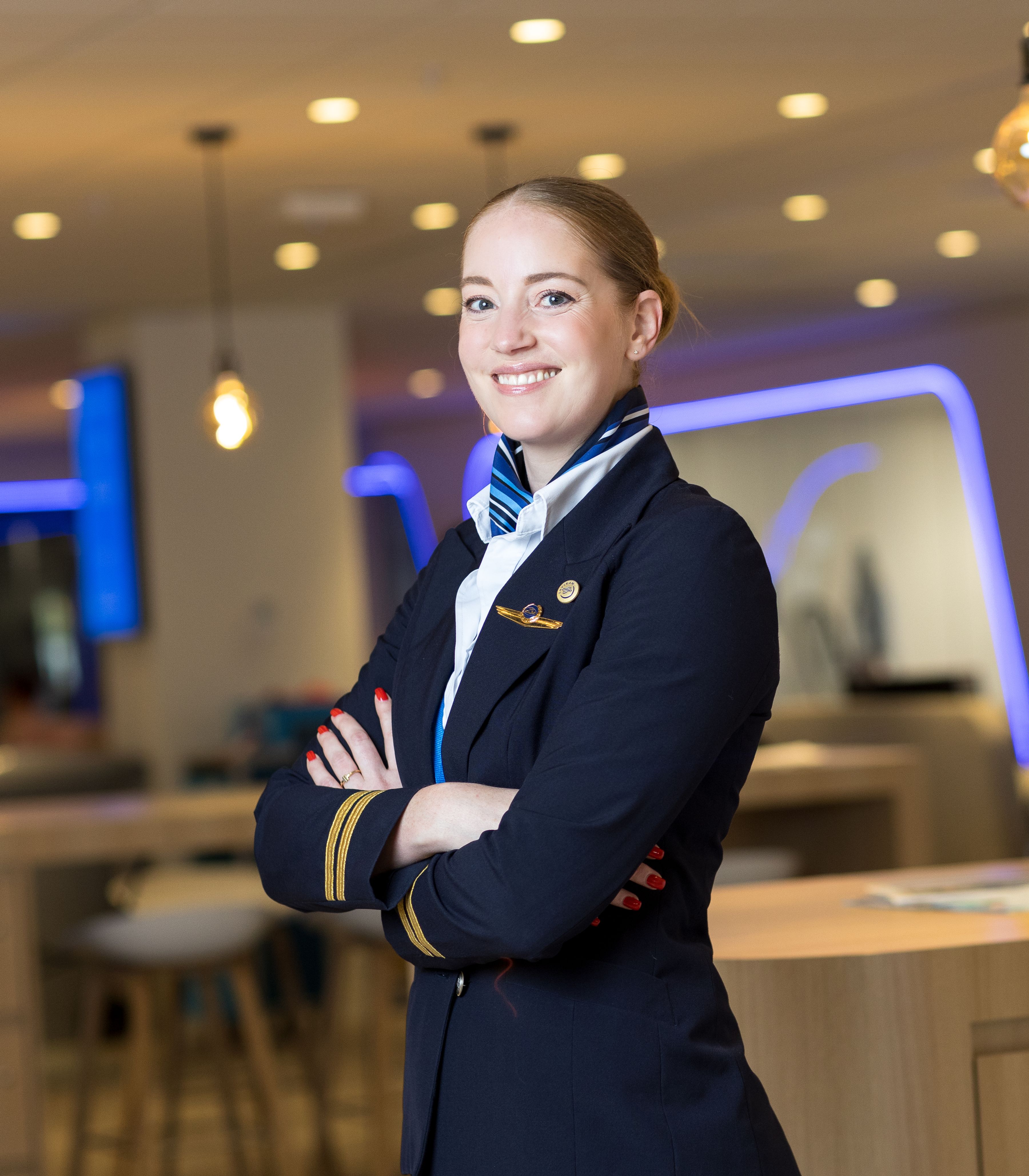 KLM pilot posing in the BMC