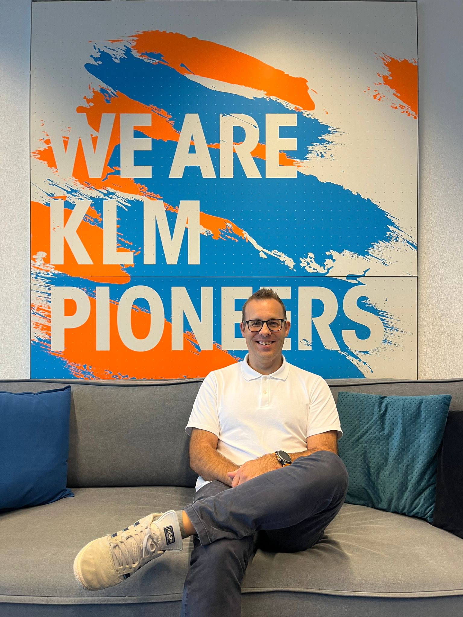 KLM colleague volkert posing for the camera