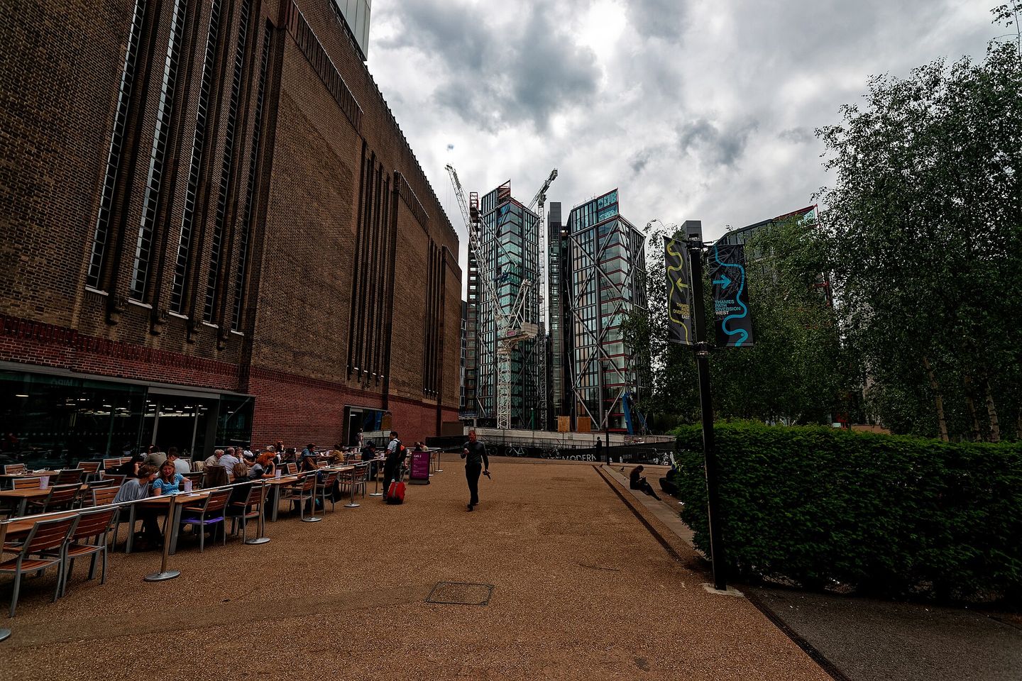 Hopton Street, Bankside, looking south toward Tate Modern