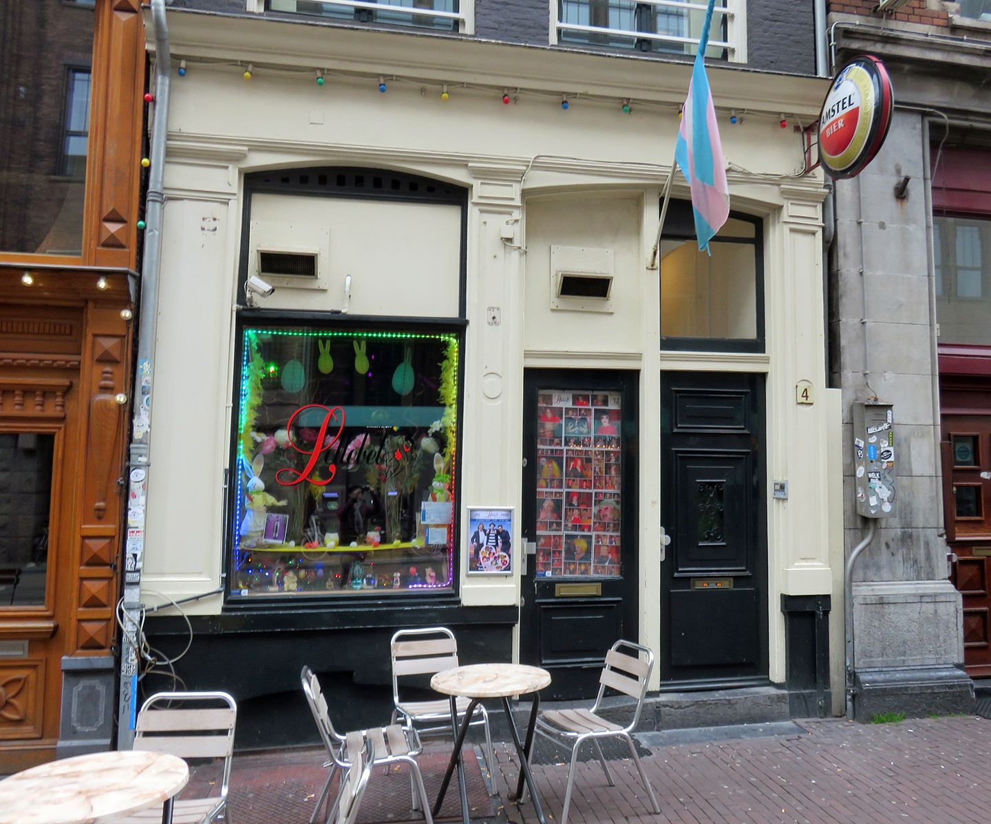 Lellebel bar front at Utrechtsestraat 4