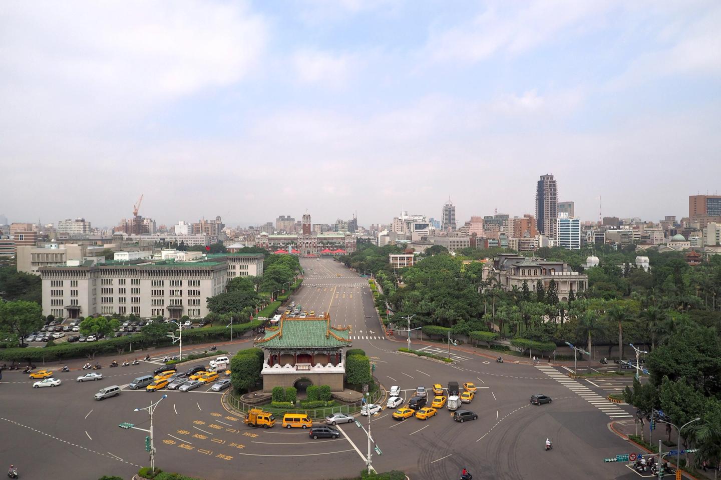 Ketagalan Boulevard in Taipei