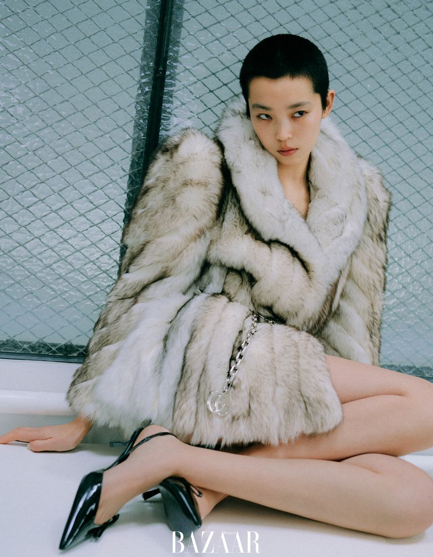 gallery-27-Harper's BAZAAR China by Wang Lei & Jiang Kun