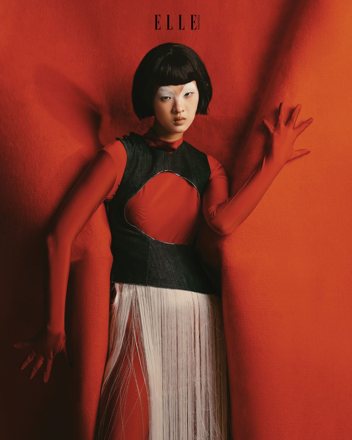 gallery-11-ELLE Indonesia by Zaky Akbar