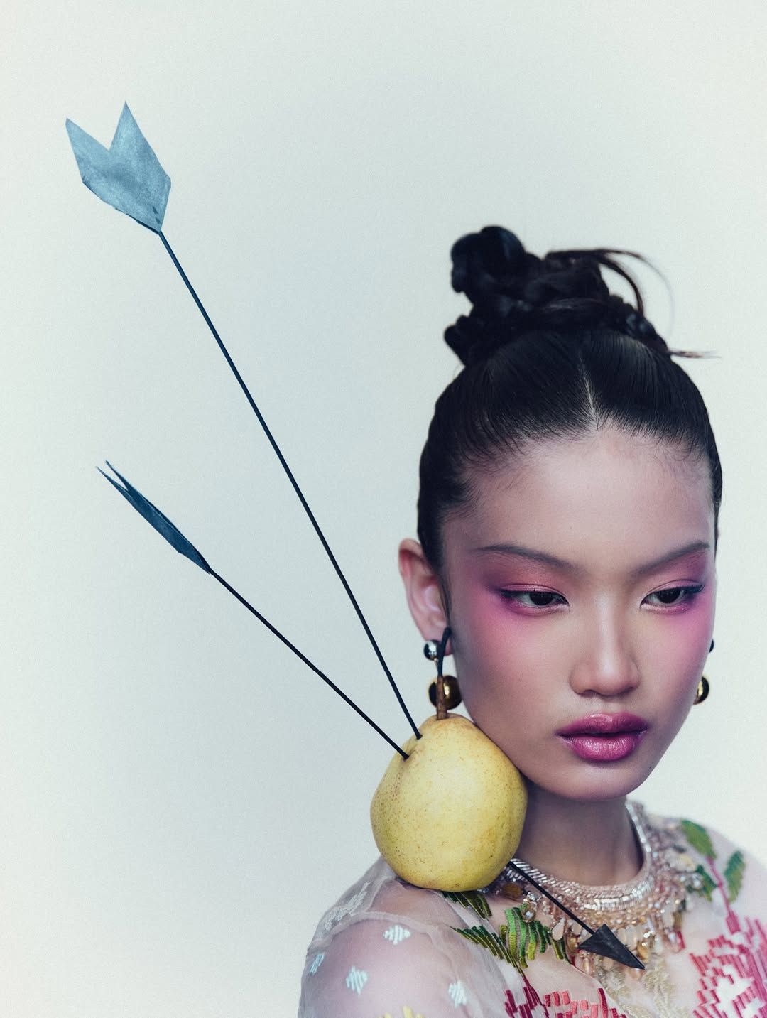 gallery-5-DEW Magazine by Julius Juan