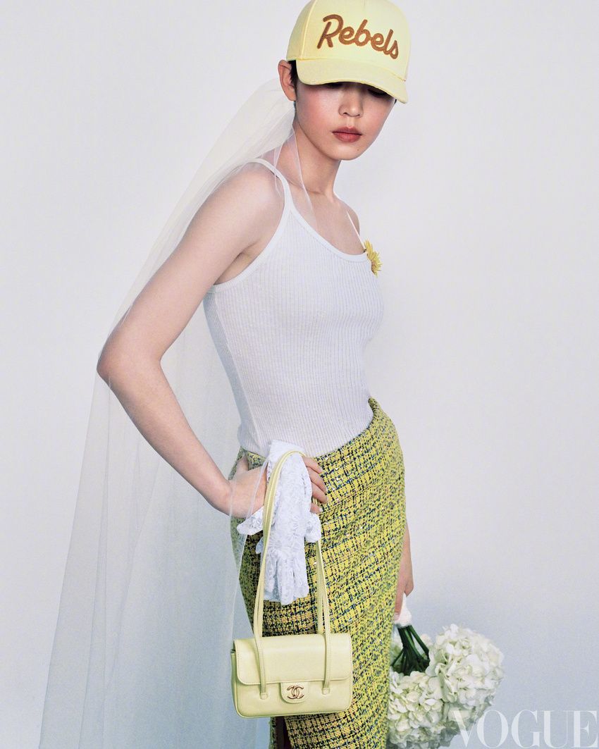 gallery-36-VOGUE China by Huang Jiaqi