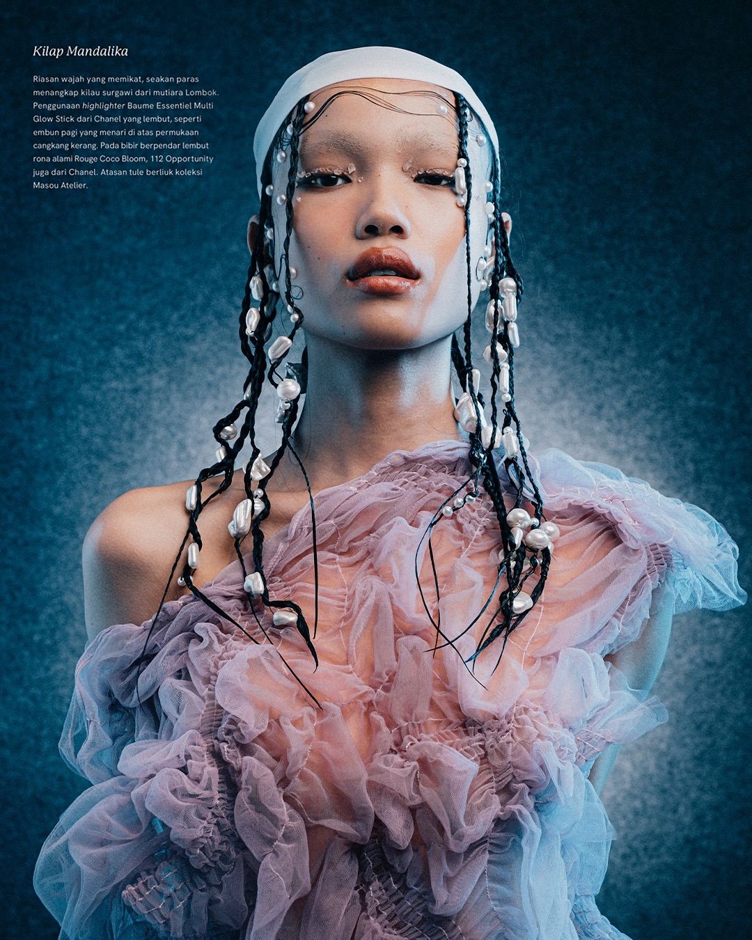 gallery-3-Dewi Magazine by Christian Soegiarto