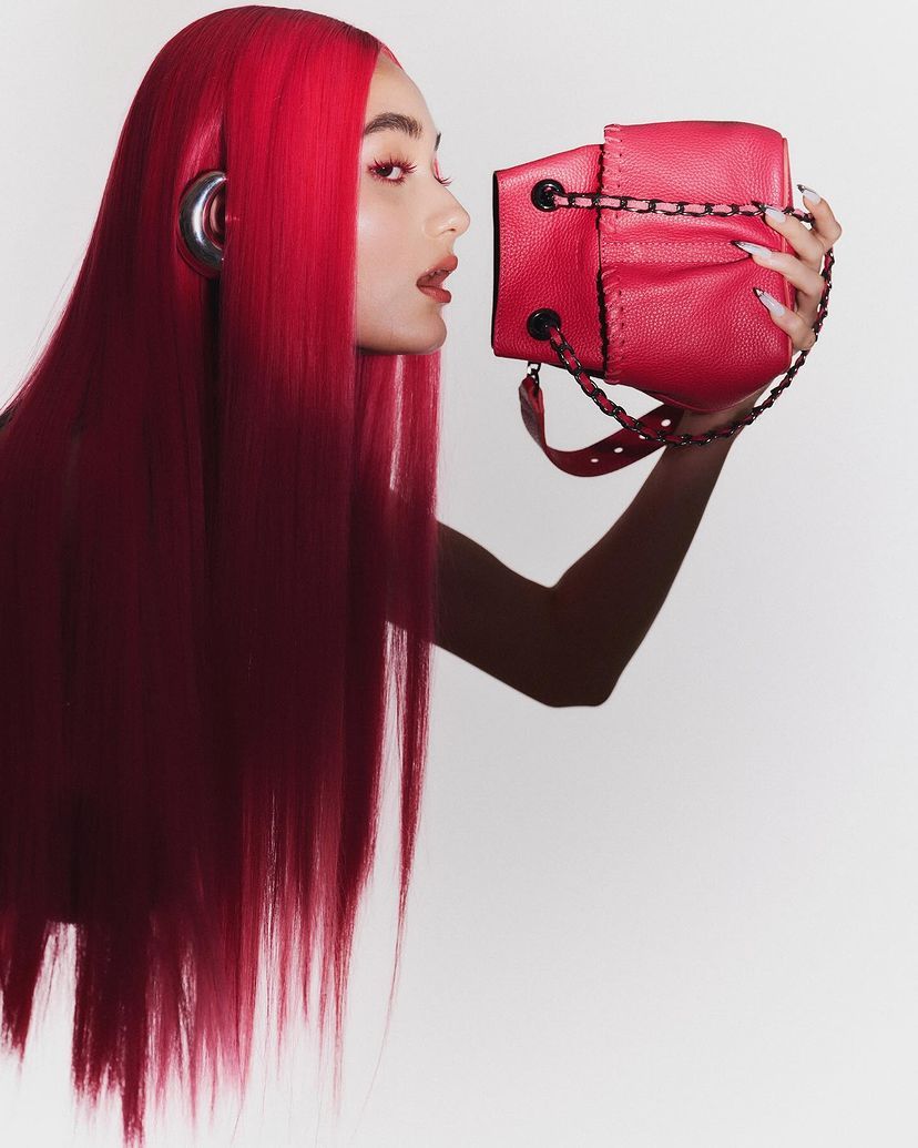 gallery-8-Dew Magazine