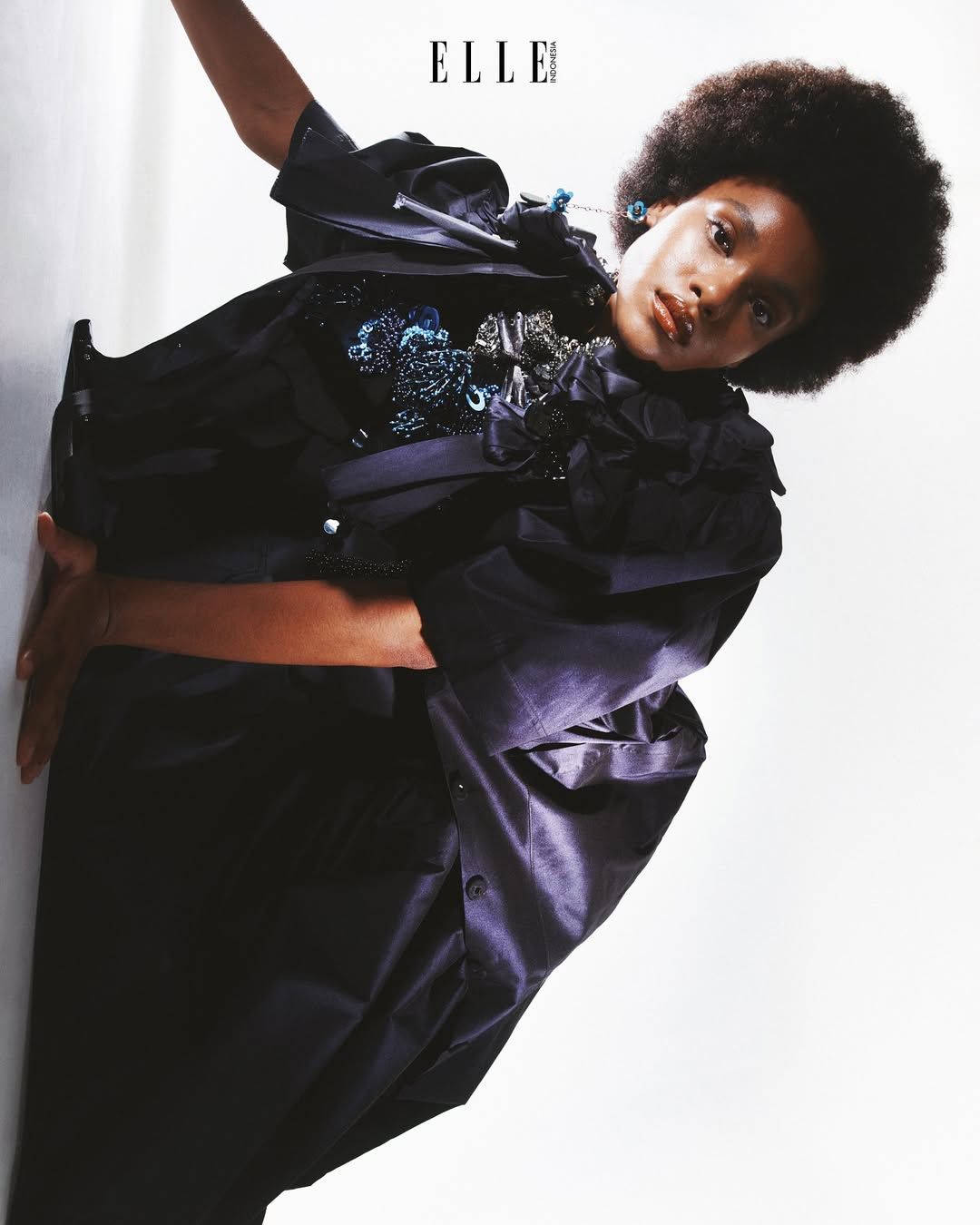 gallery-1-ELLE Indonesia by Ikmal Awfar