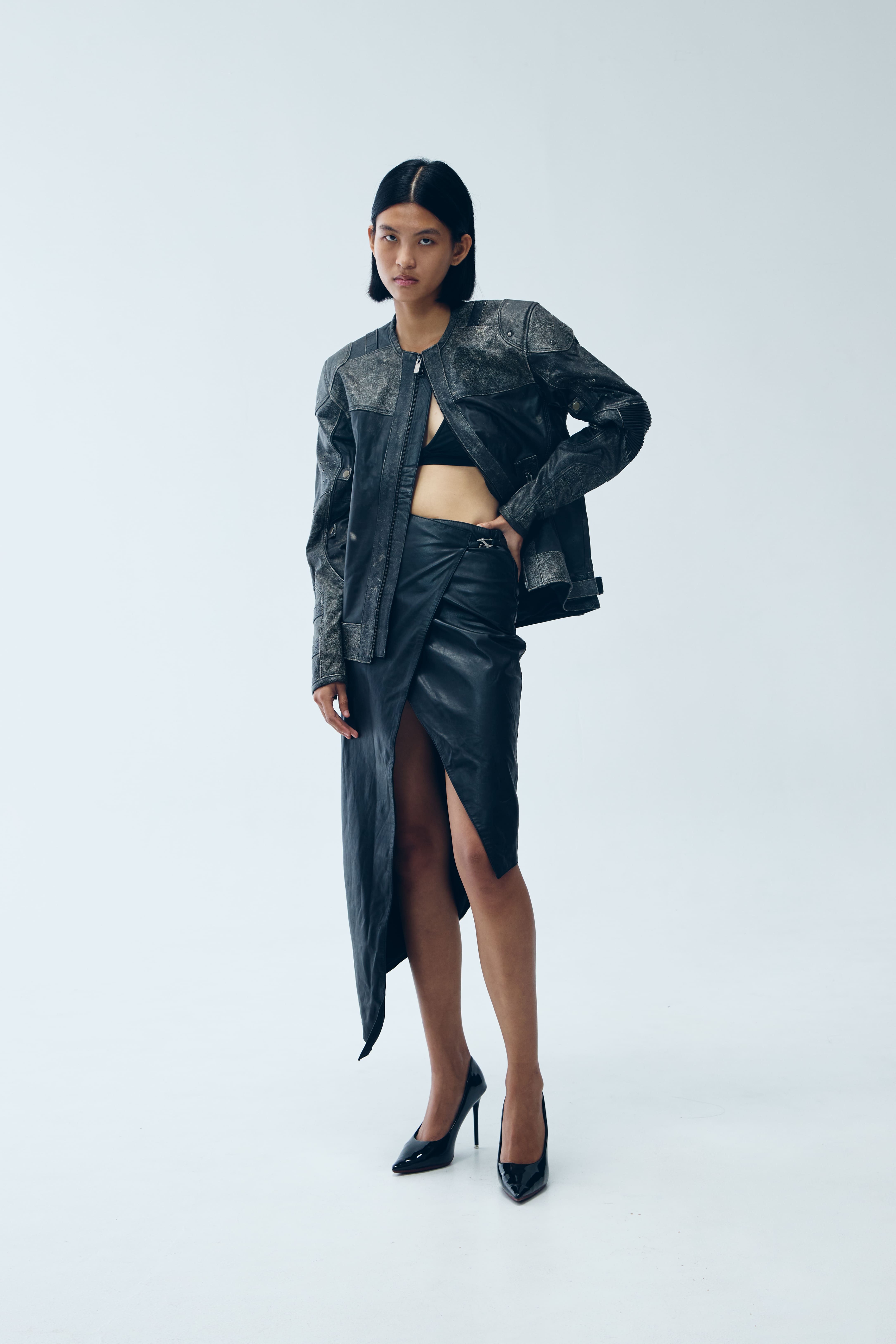 gallery-1-In The Raw