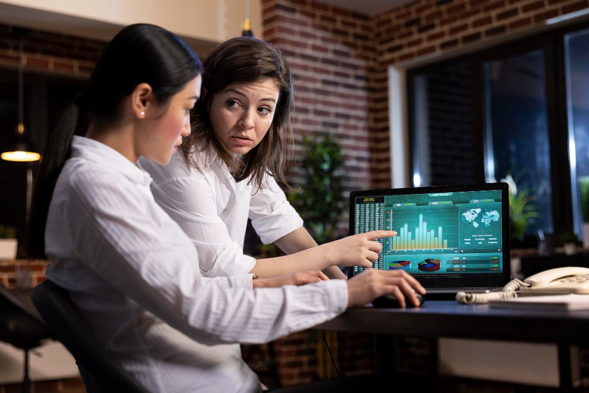 DataWindow Specialists