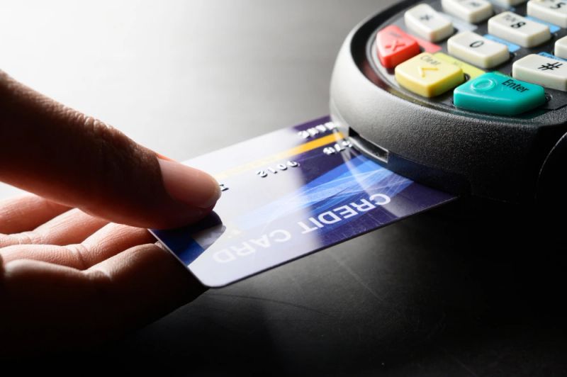 Leading US Bank Card Provider Migrates from Informix to Oracle — 100% Migration Achieved