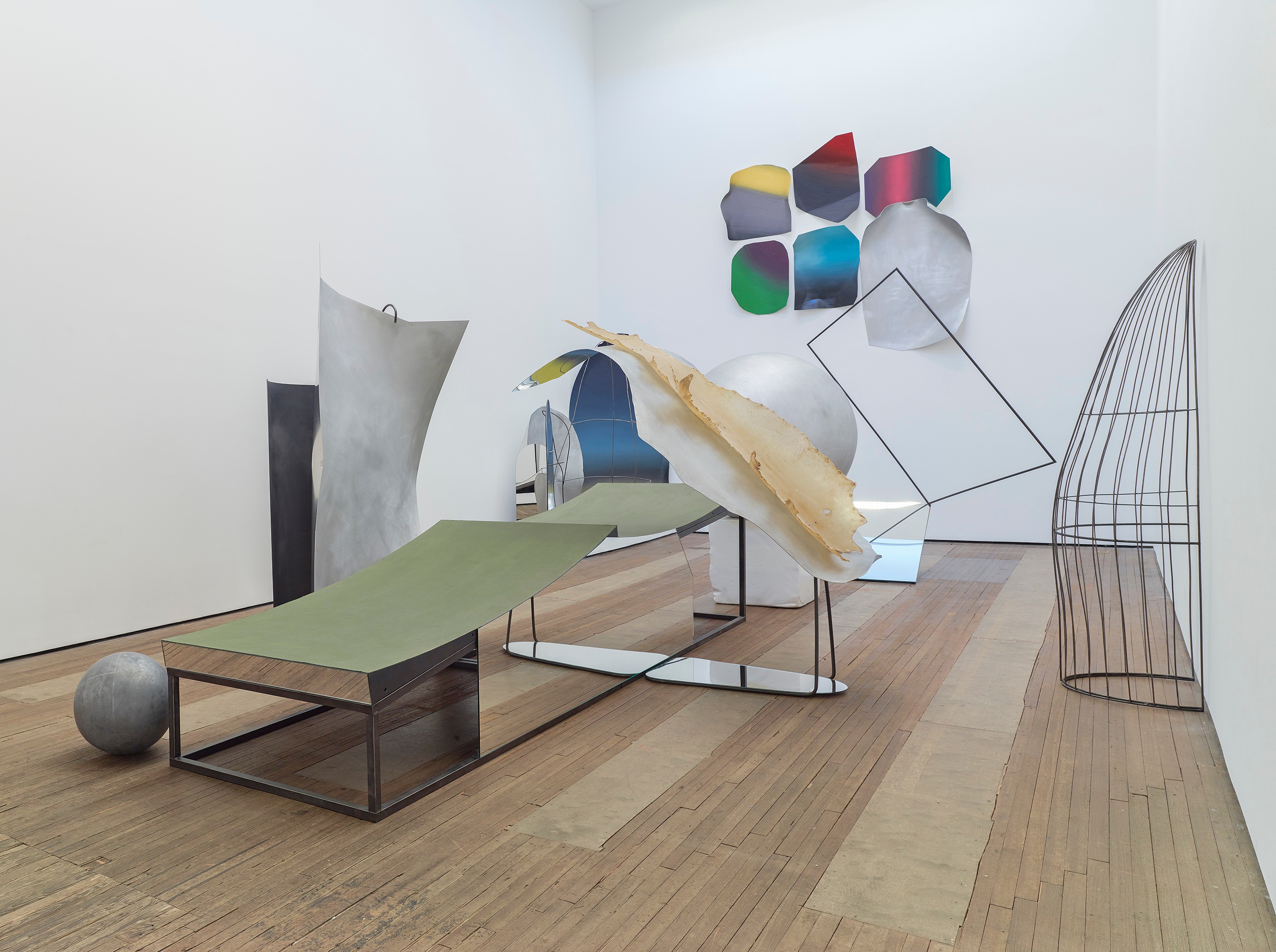 Sculpture by Liu Wei