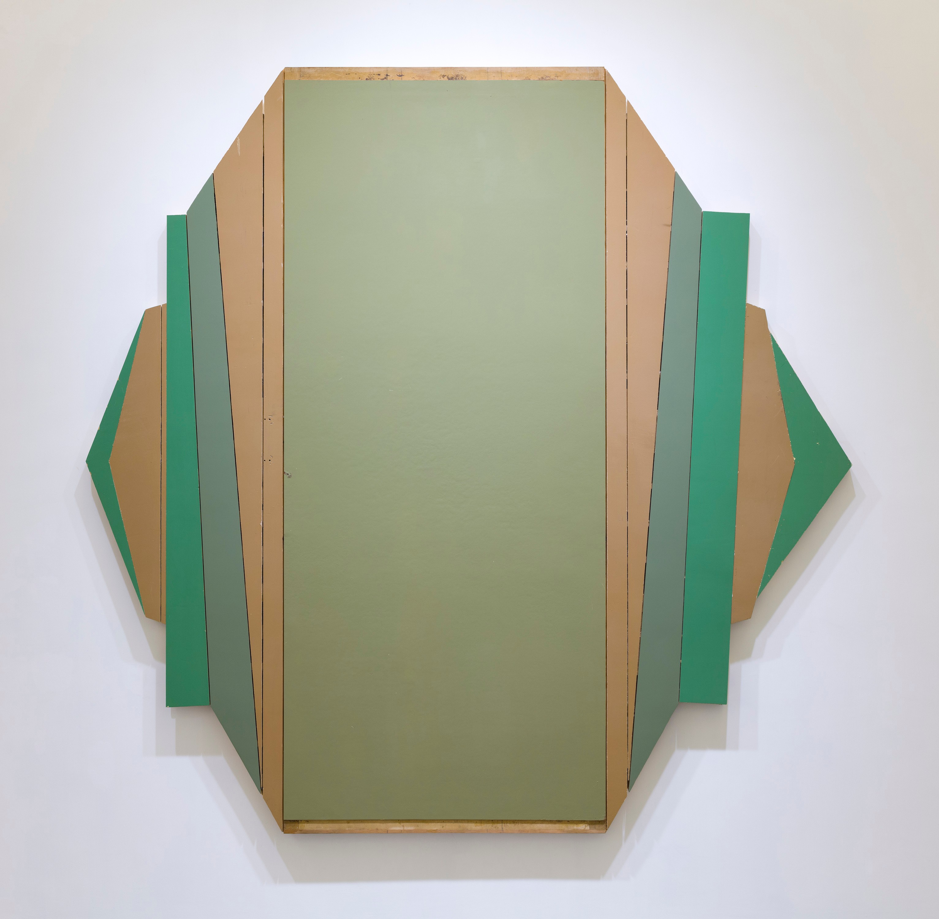 Wall sculpture by Liu Wei