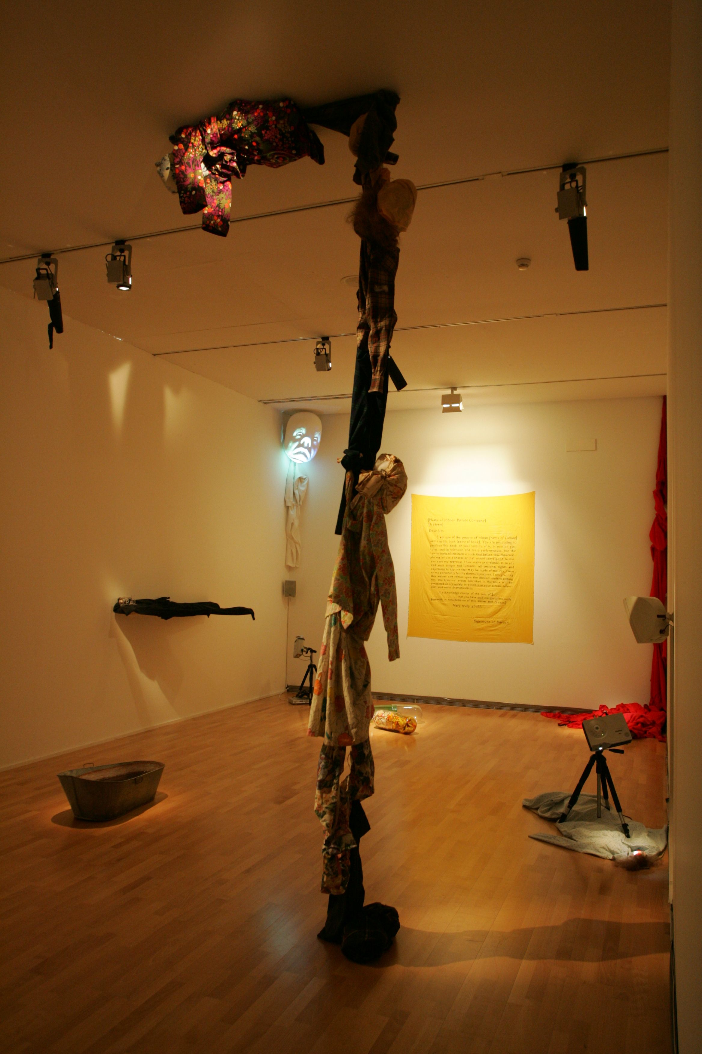 Installation view of Dispositivos at DA2 Domus Artium 2002