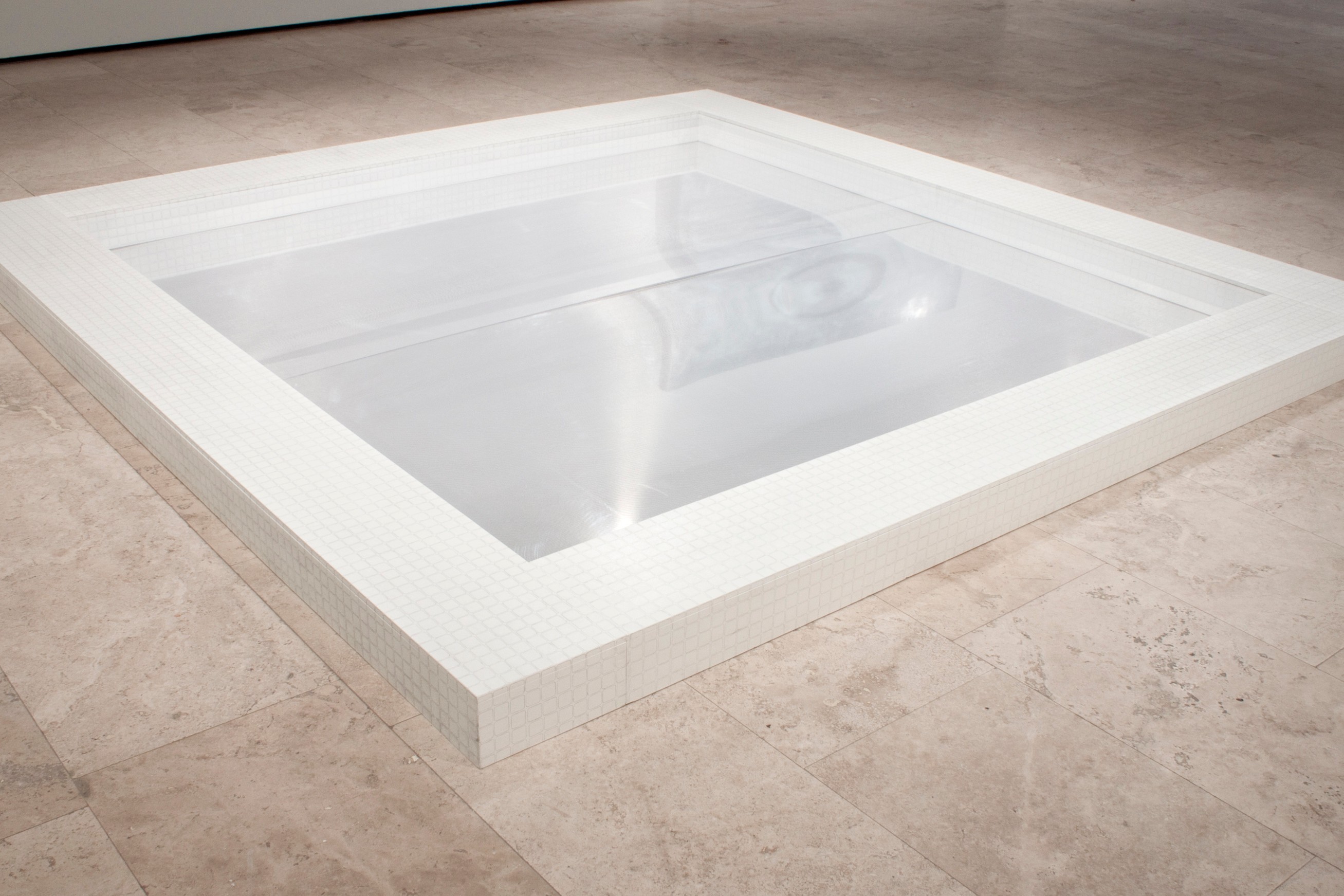 Installation view of The Parallax View att Lehmann Maupin New York
