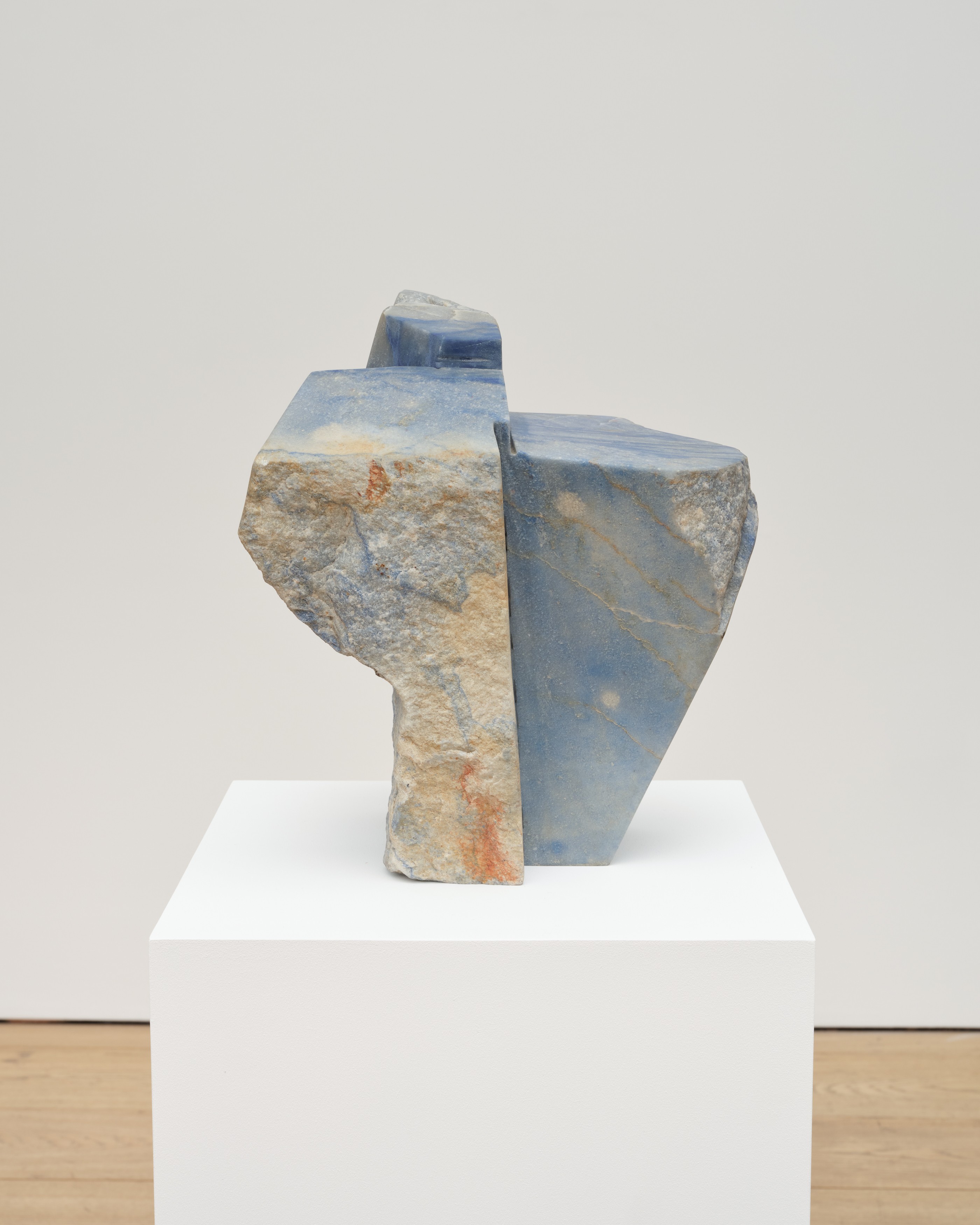 Sculpture by Kim Yun Shin