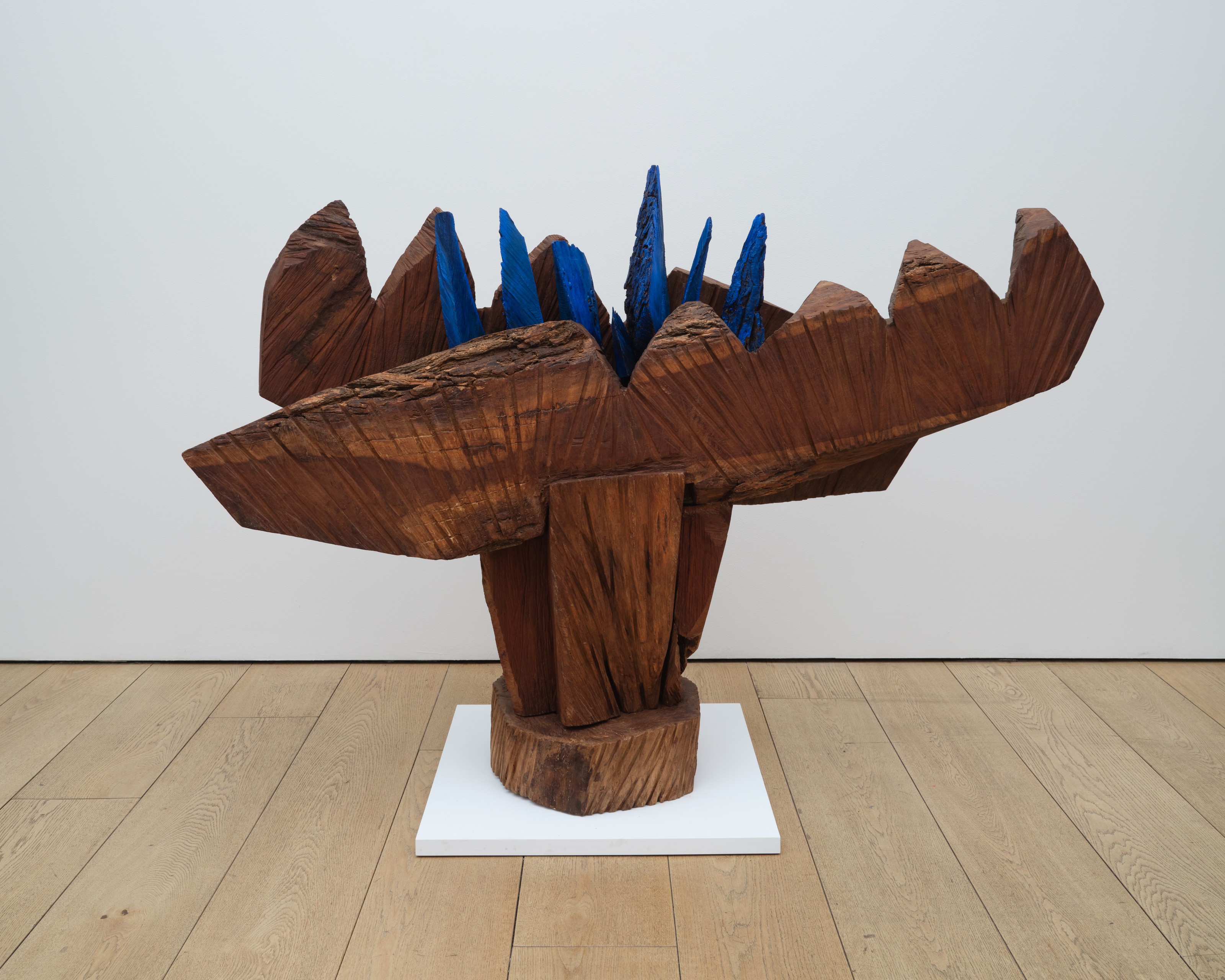 Sculpture by Kim Yun Shin