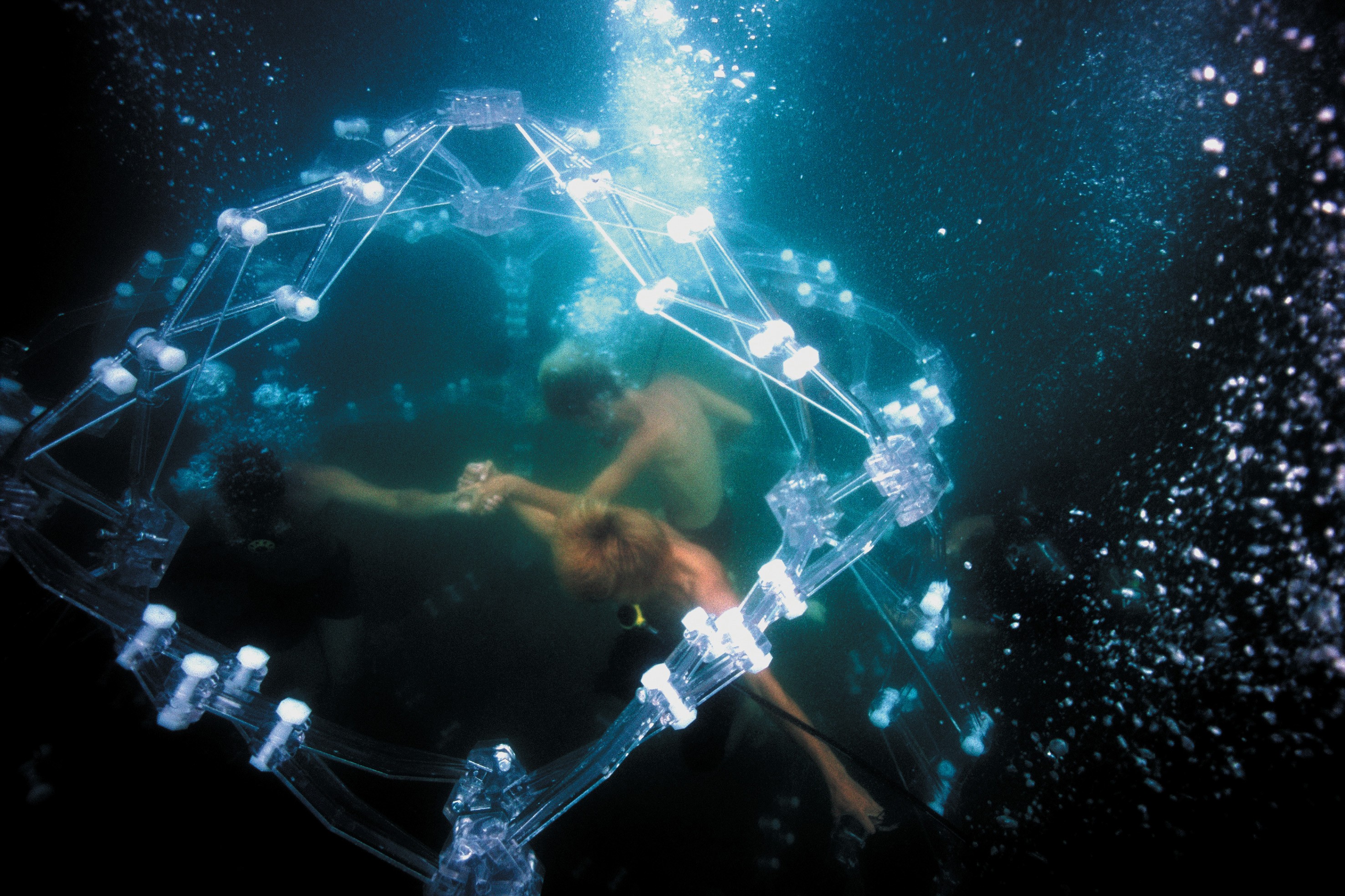 Video installation by Jun Nguyen-Hatsushiba