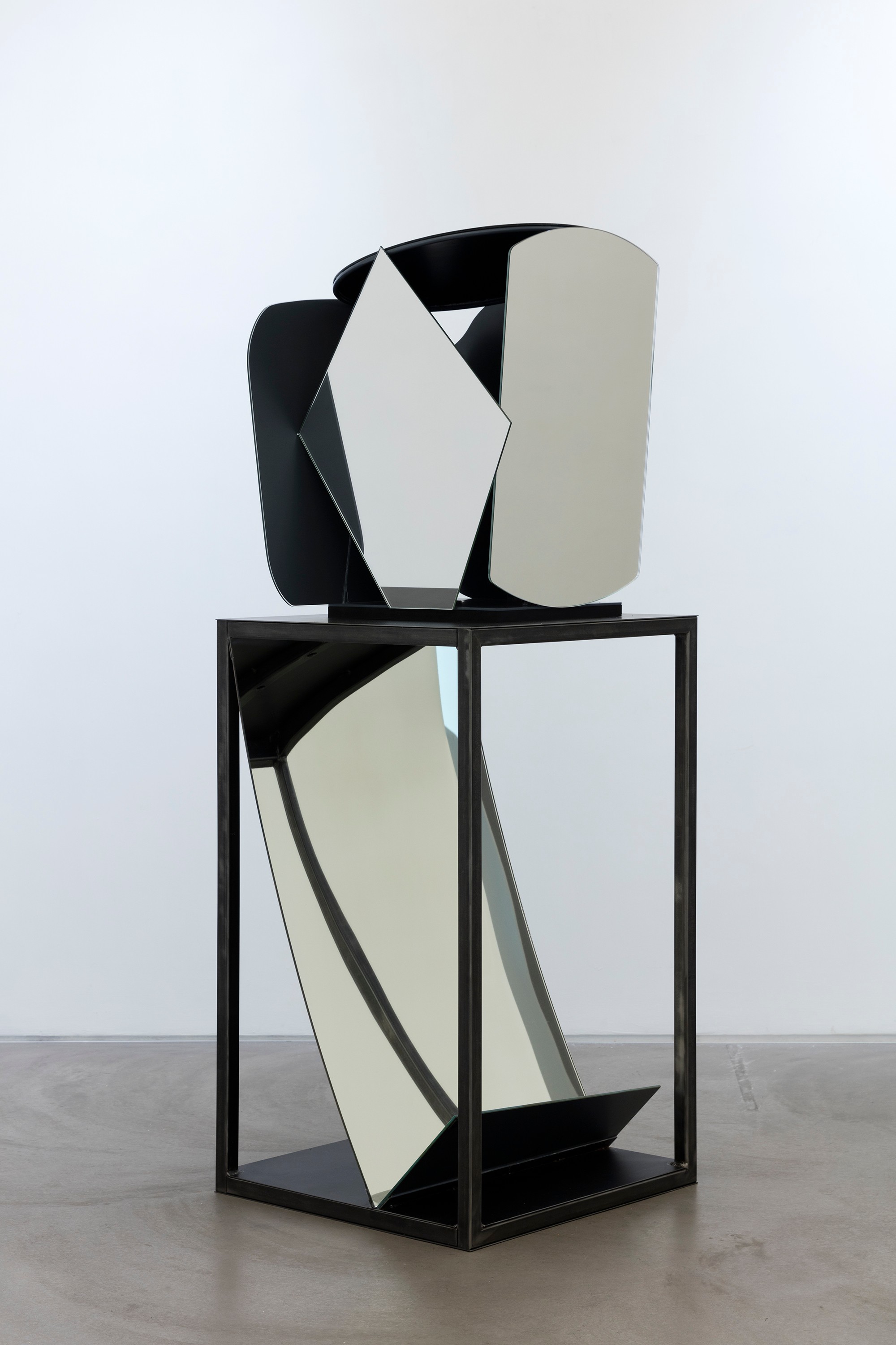 Sculpture by Liu Wei