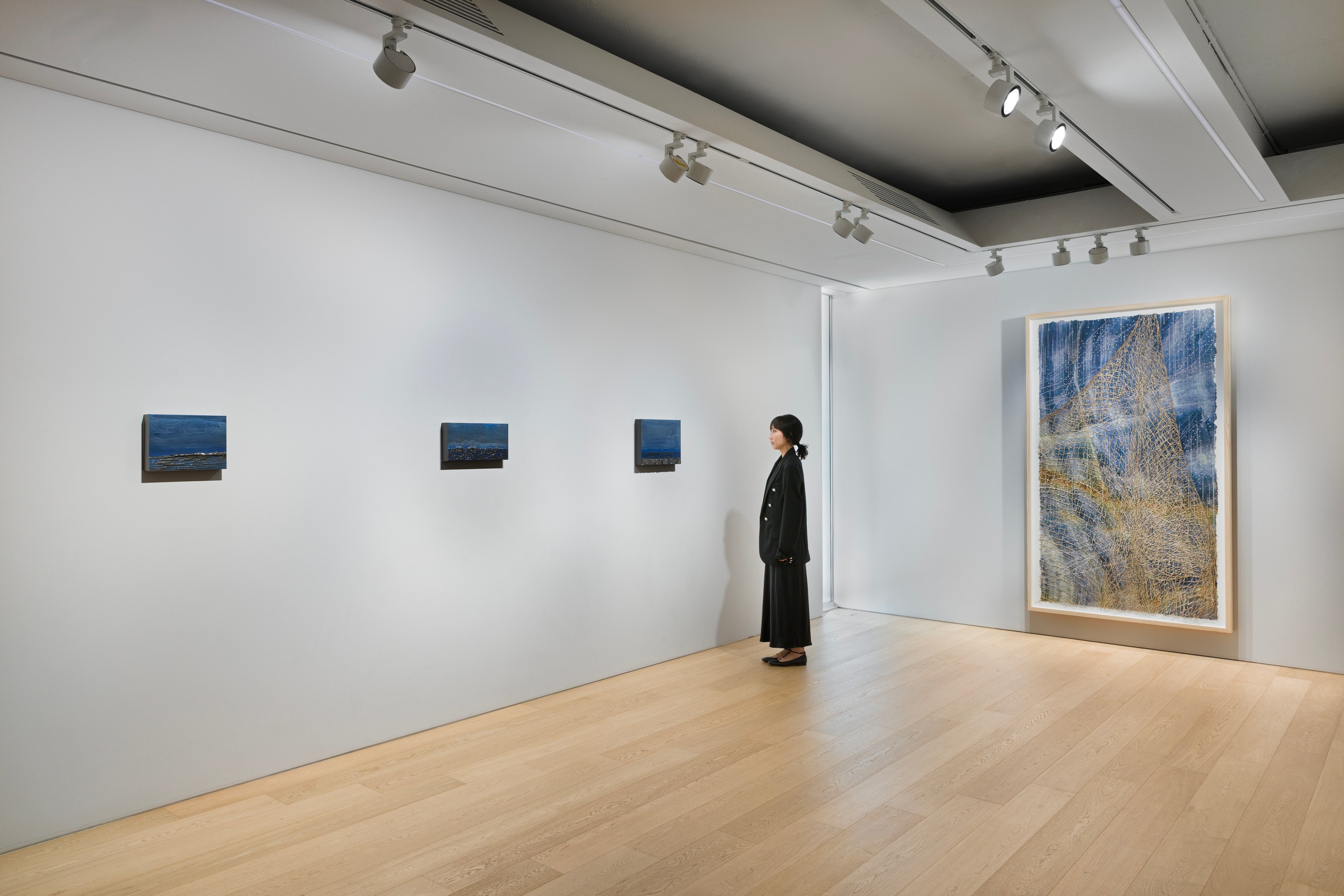 Installation view of Teresita Fernández at Lehmann Maupin Seoul