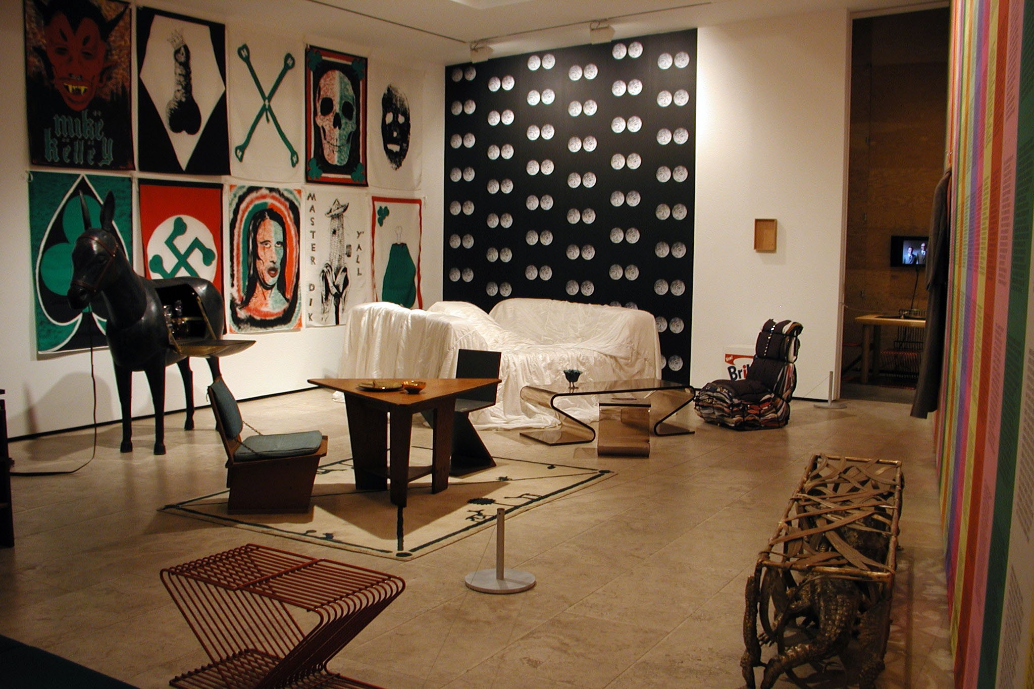 Installation view of L'Art de Vivre