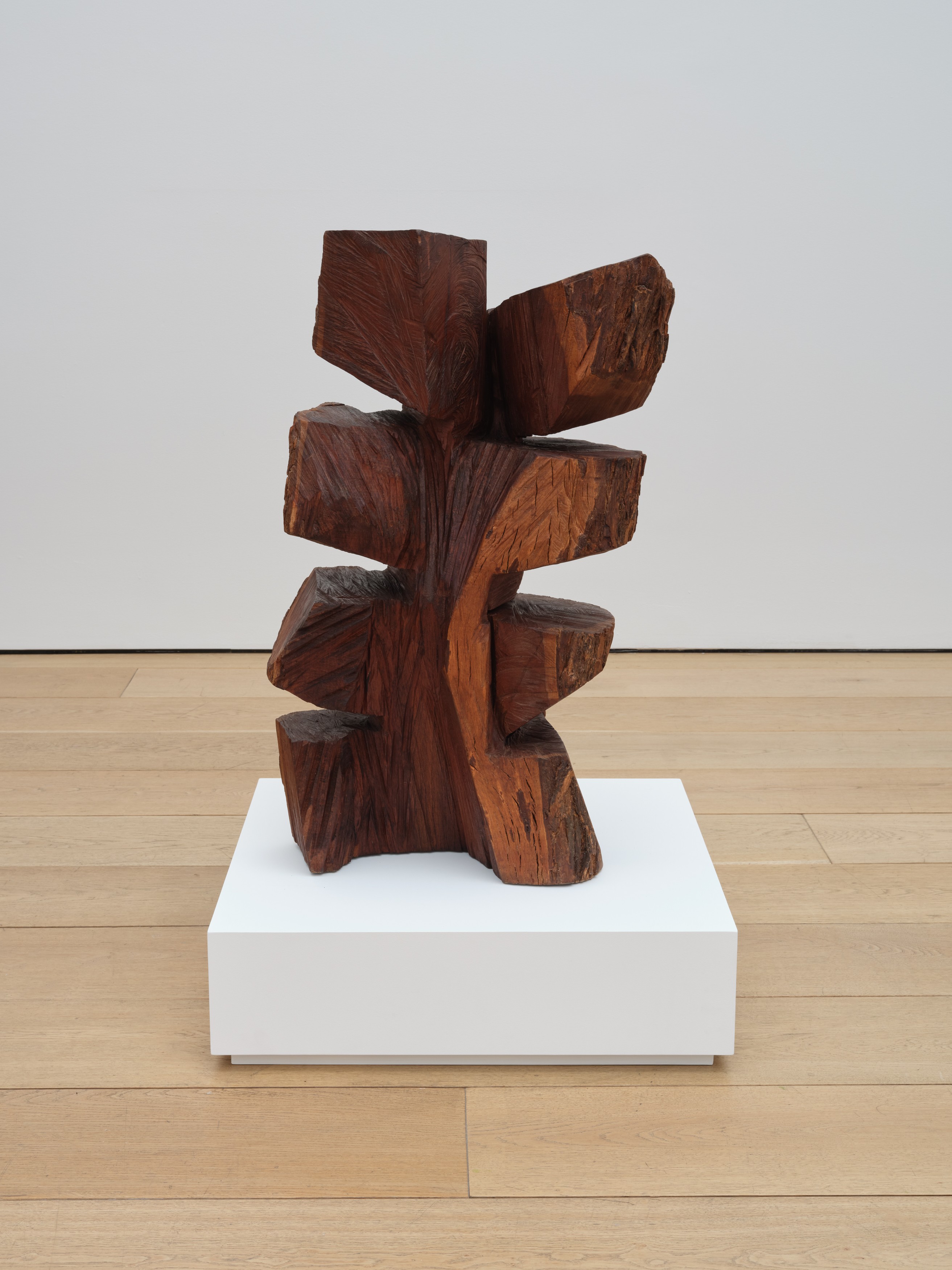 Sculpture by Kim Yun Shin