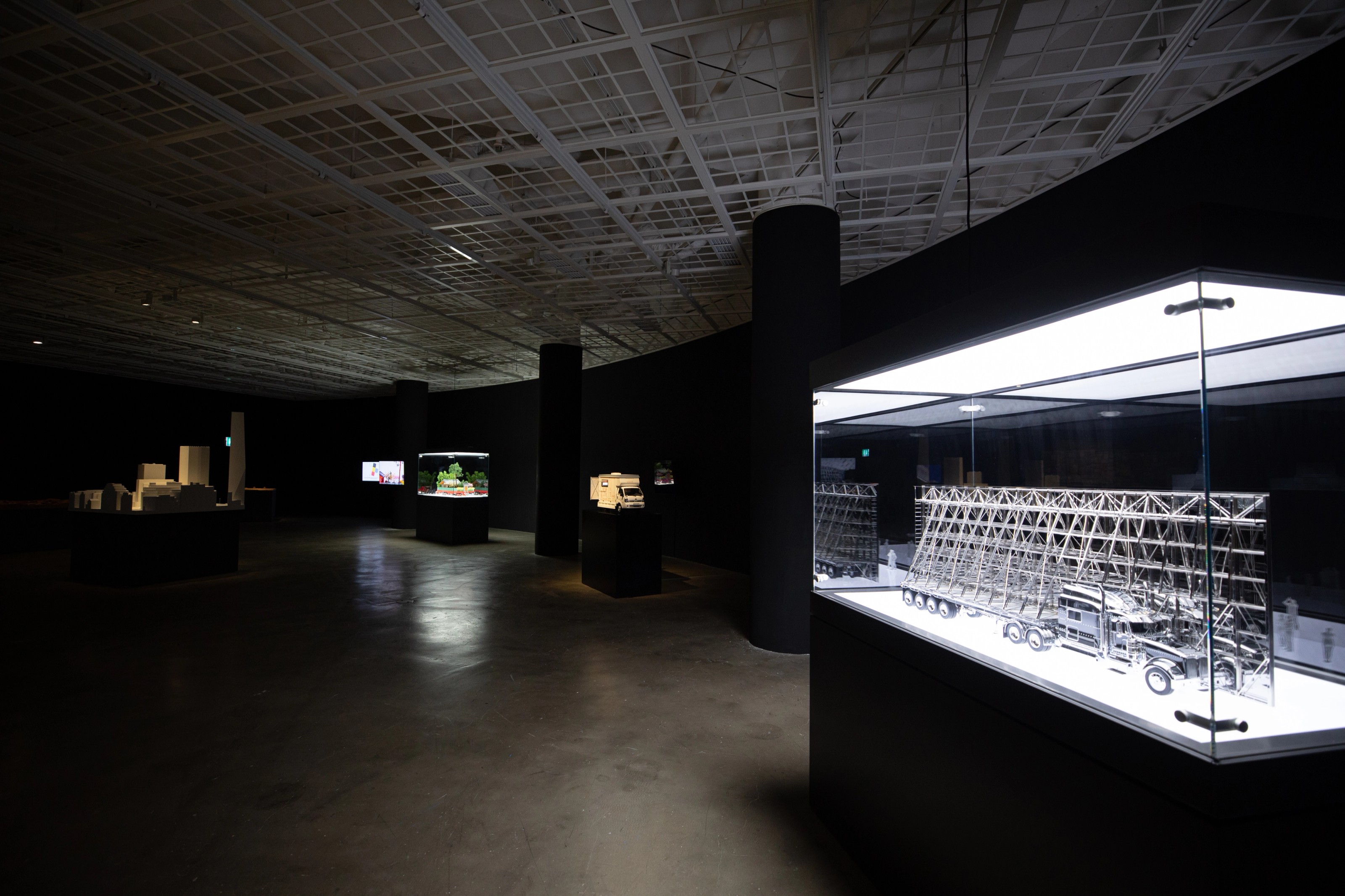 Do Ho Suh: Speculations